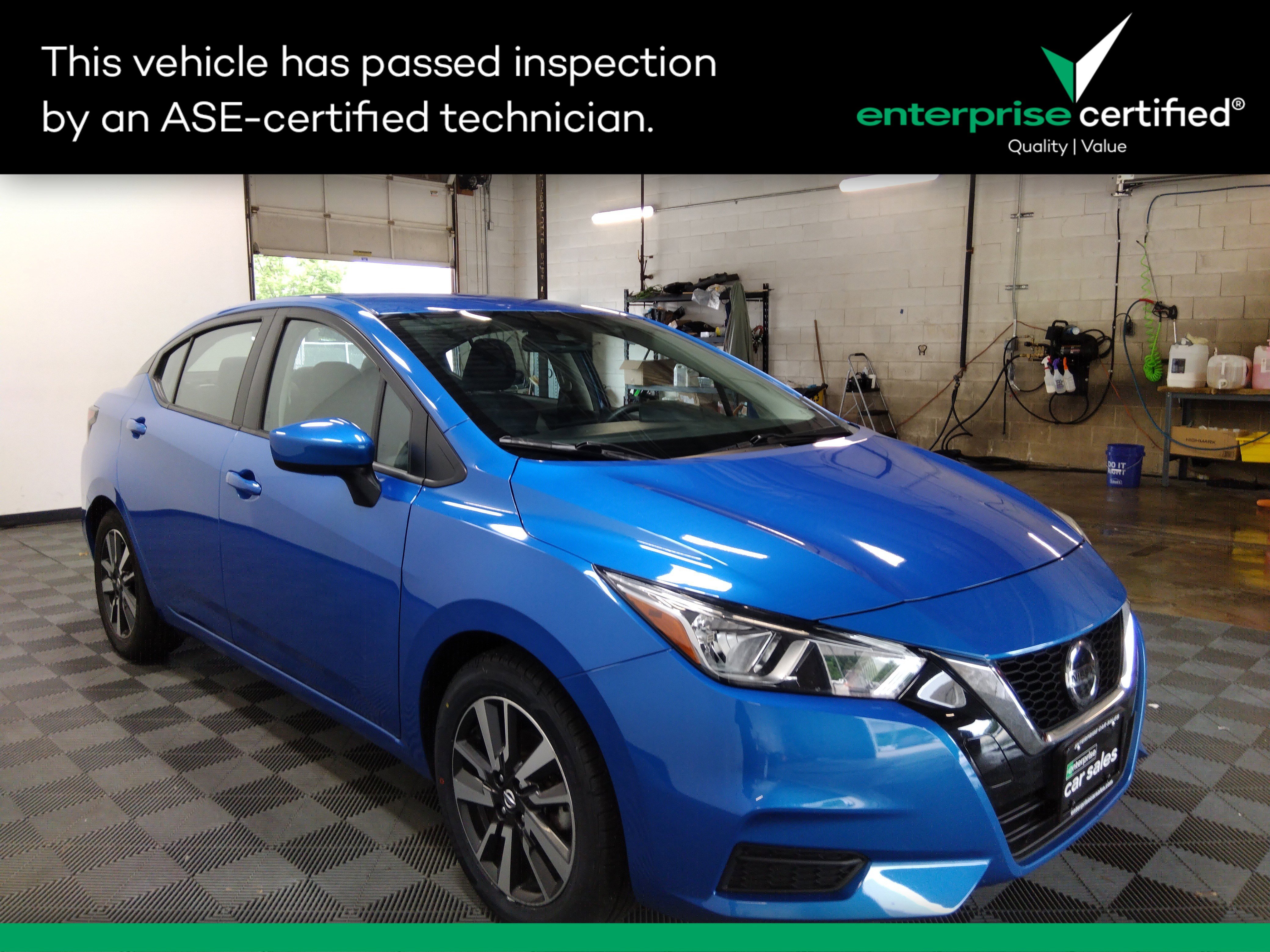 2022 Nissan Versa SV CVT