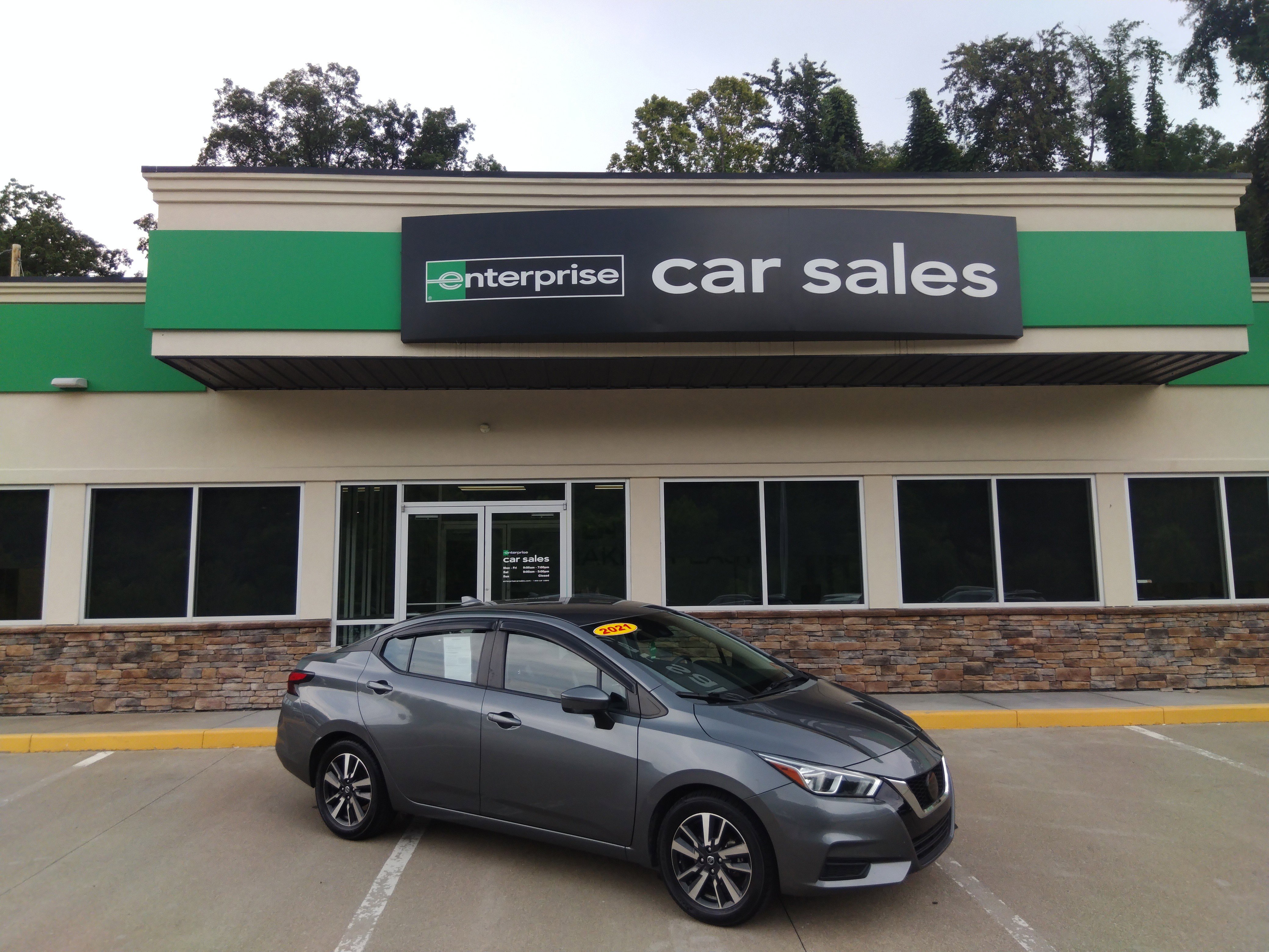 Used 2021 Nissan Versa SV CVT