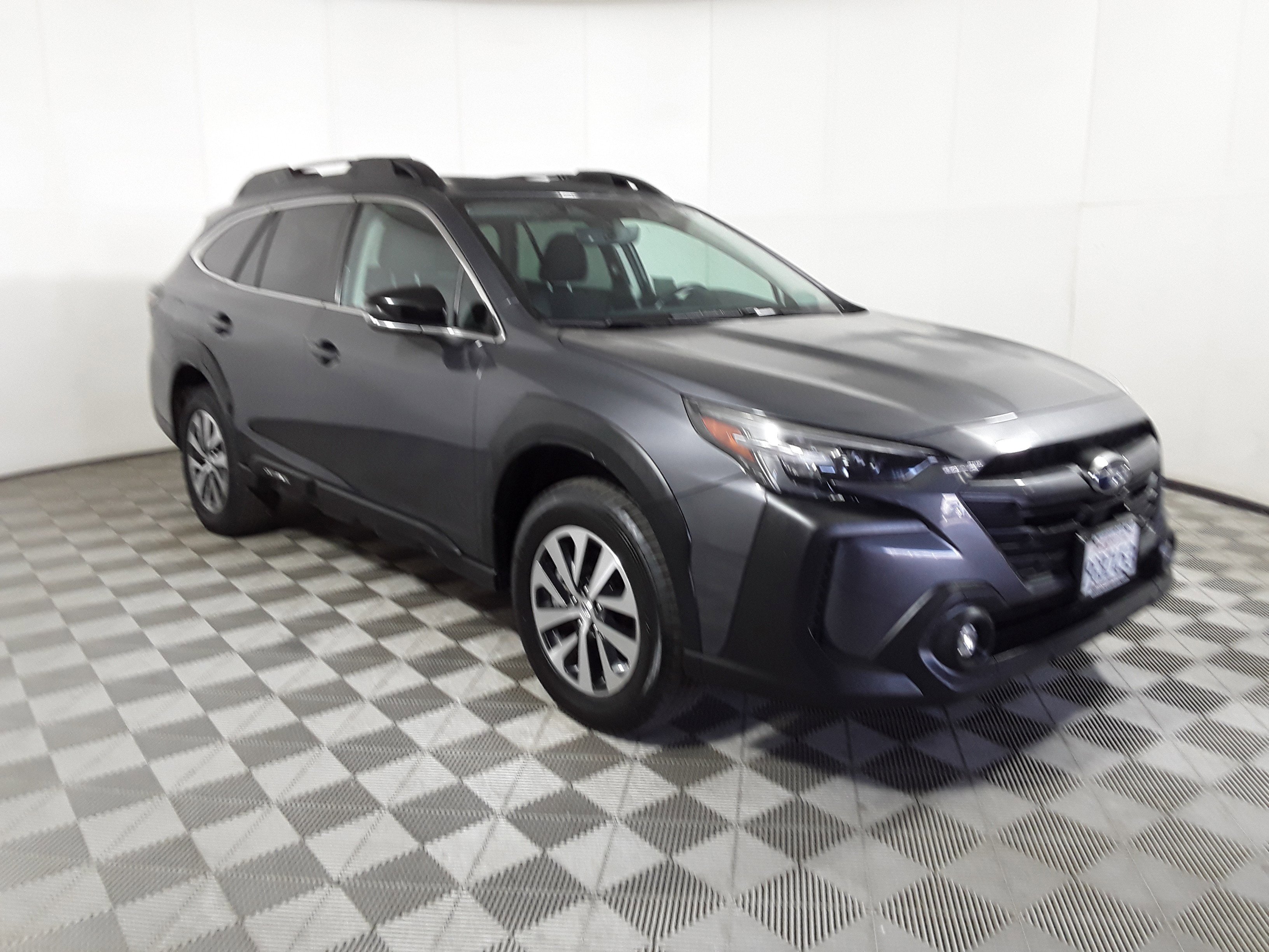 2023 Subaru Outback Premium CVT