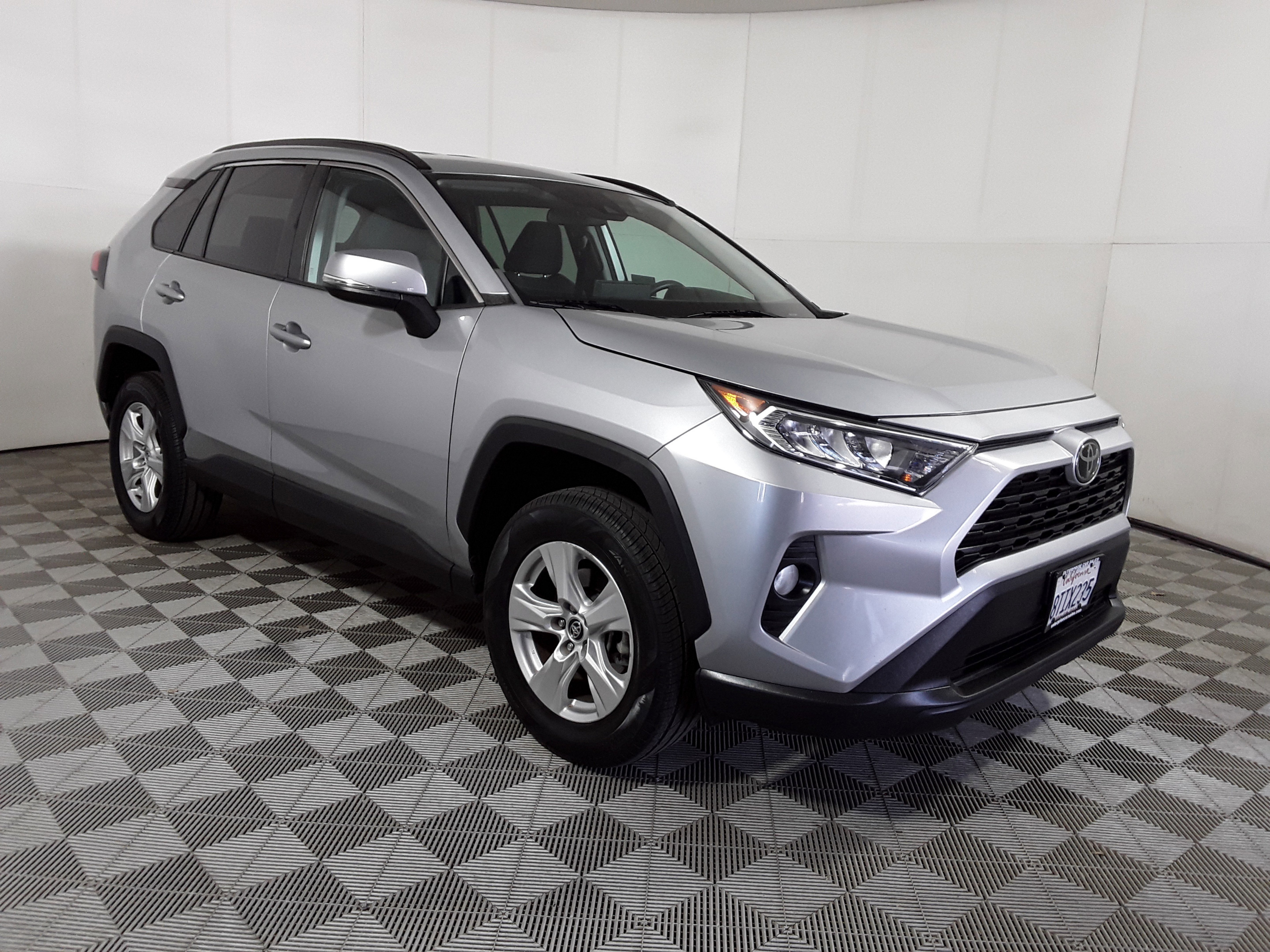 2021 Toyota RAV4 XLE FWD