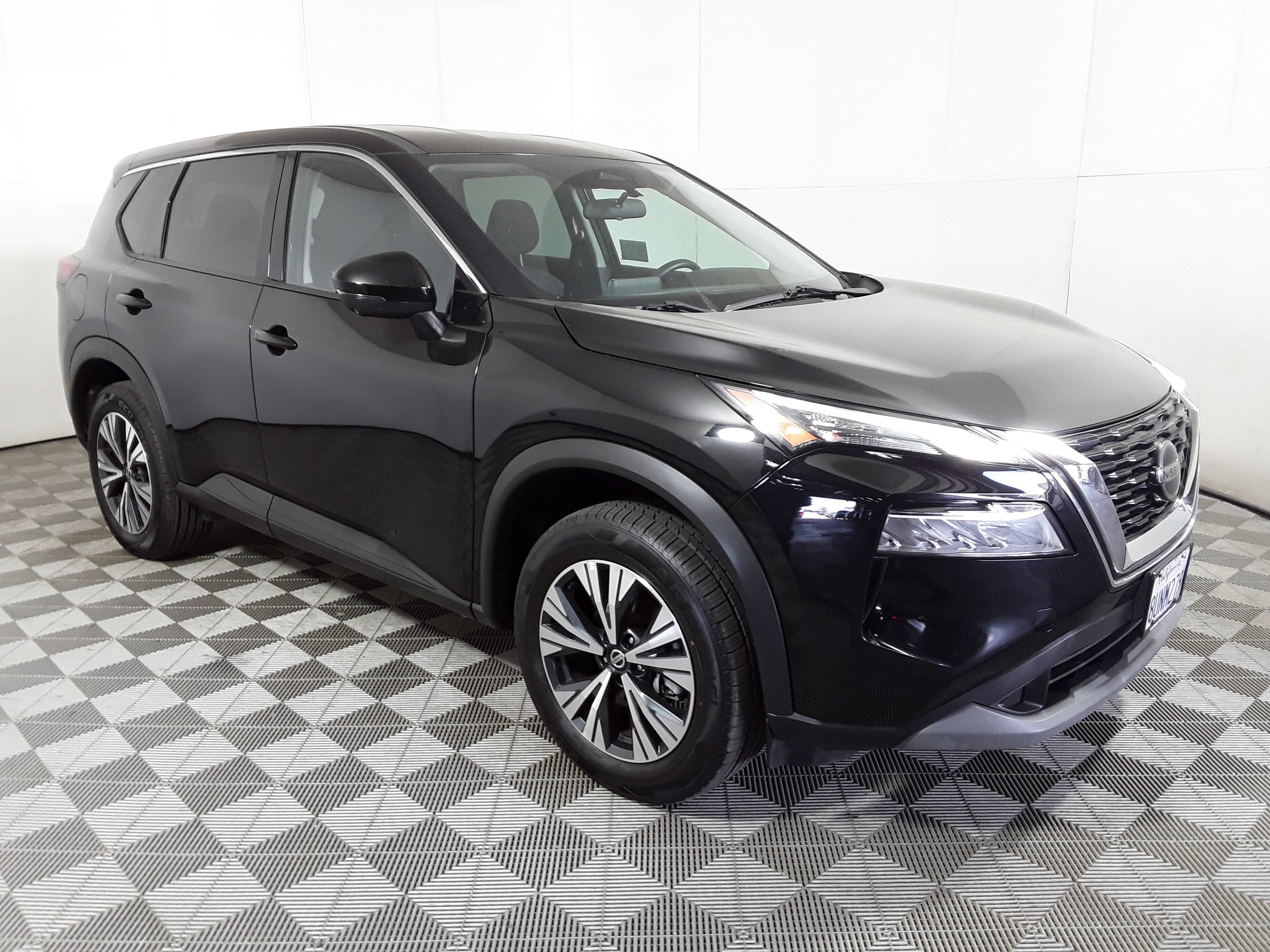 2021 Nissan Rogue AWD SV