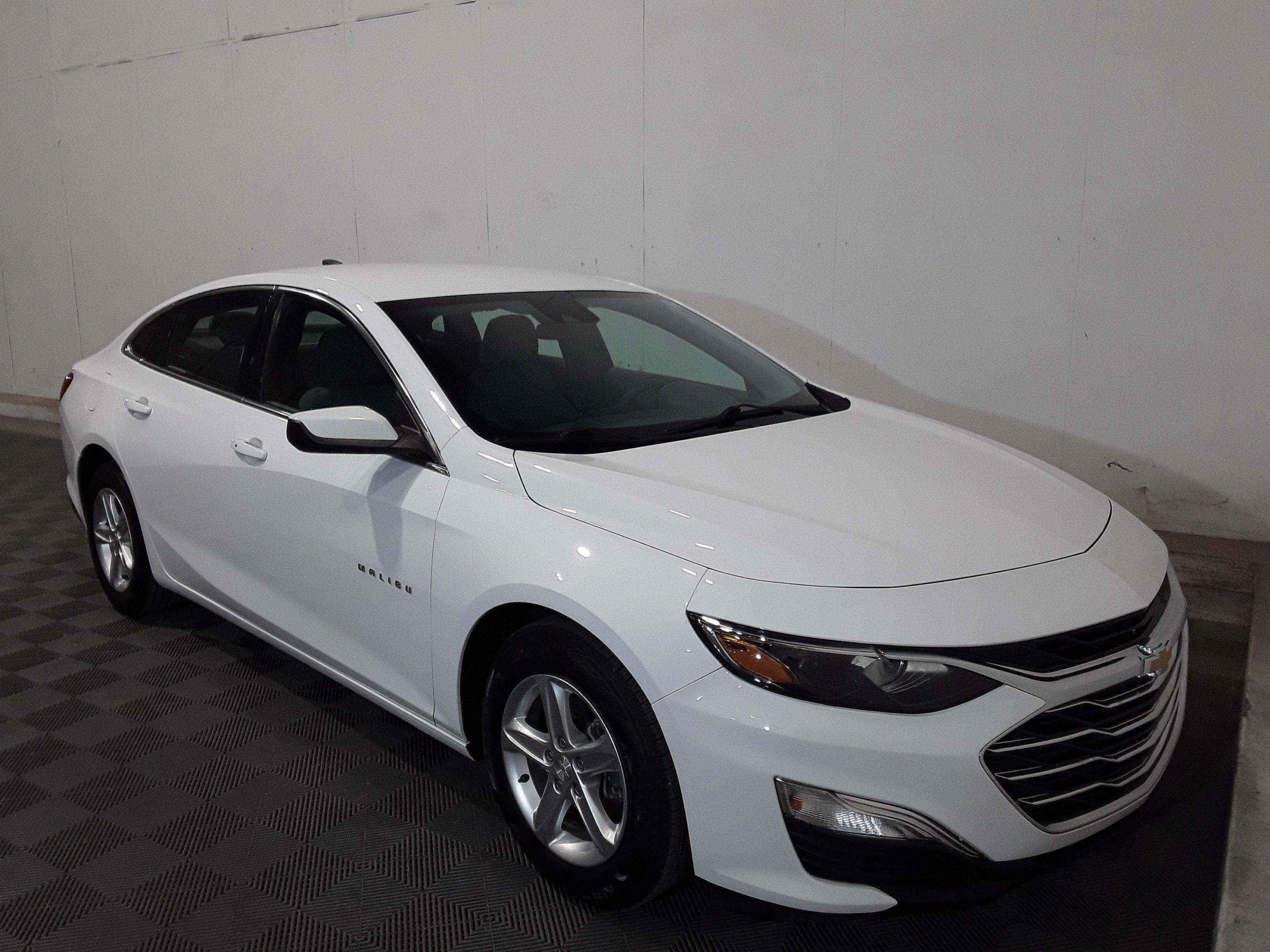 2020 Chevrolet Malibu 4dr Sdn LS w/1FL