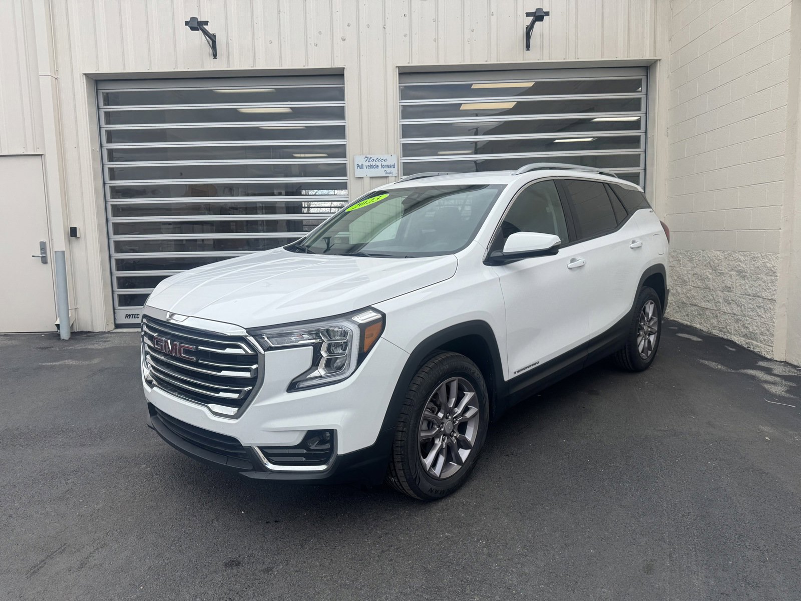 2023 GMC Terrain AWD 4dr SLT