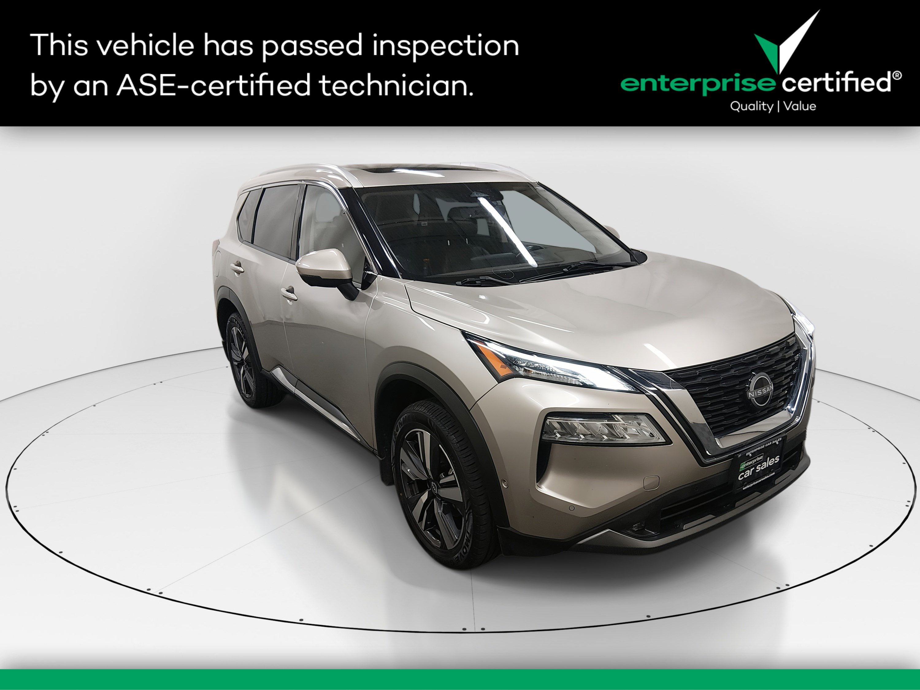 2022 Nissan Rogue SL's photo