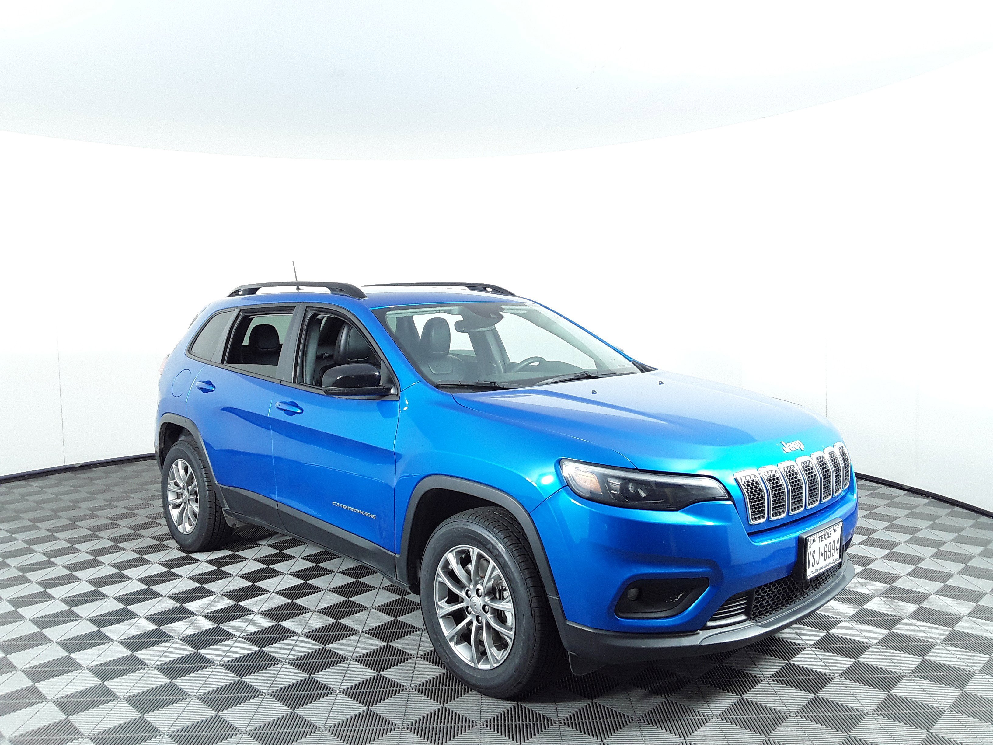 Used 2022 Jeep Cherokee Latitude Lux 4x4