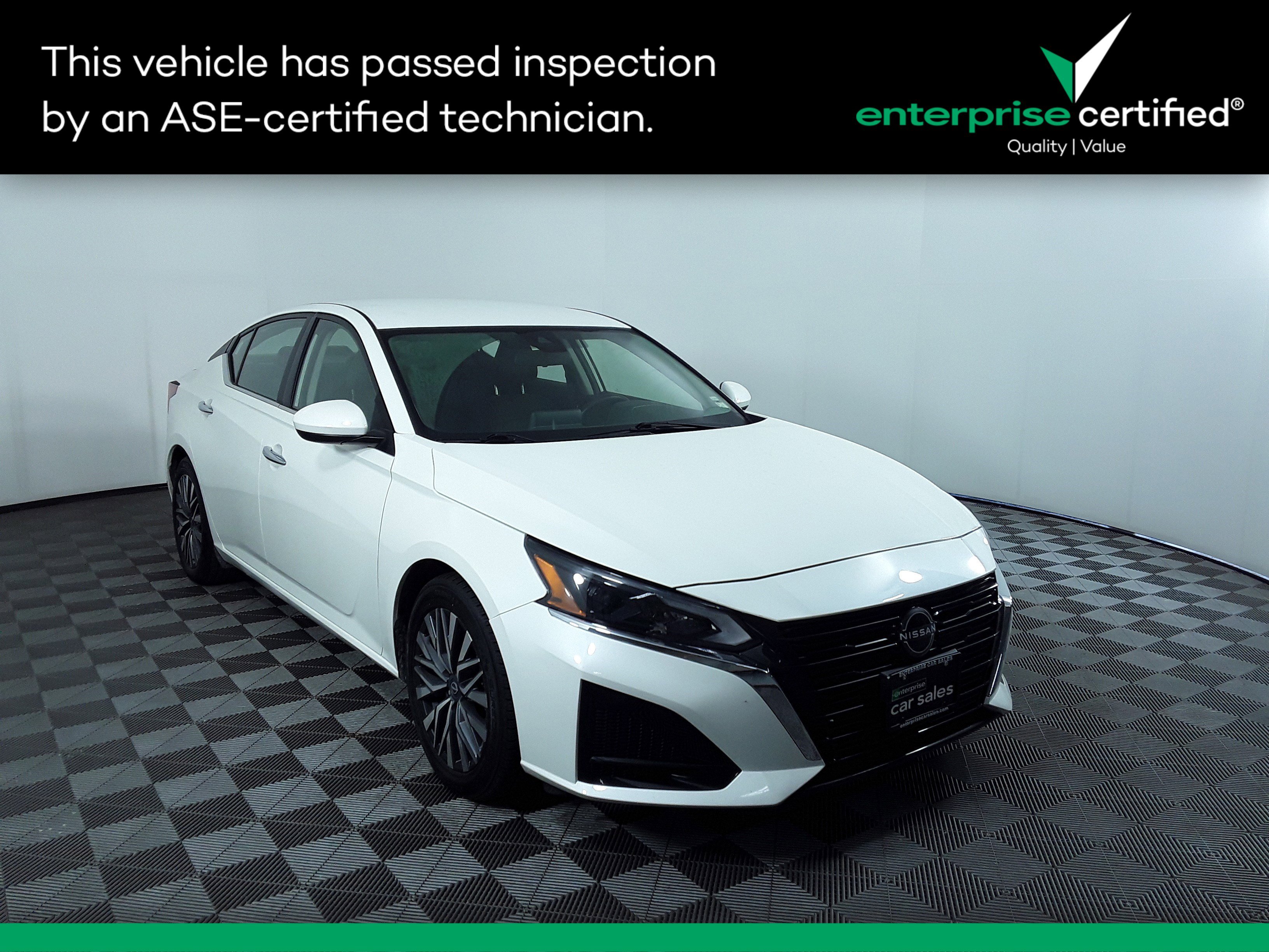Used 2023 Nissan Altima 2.5 SV Sedan