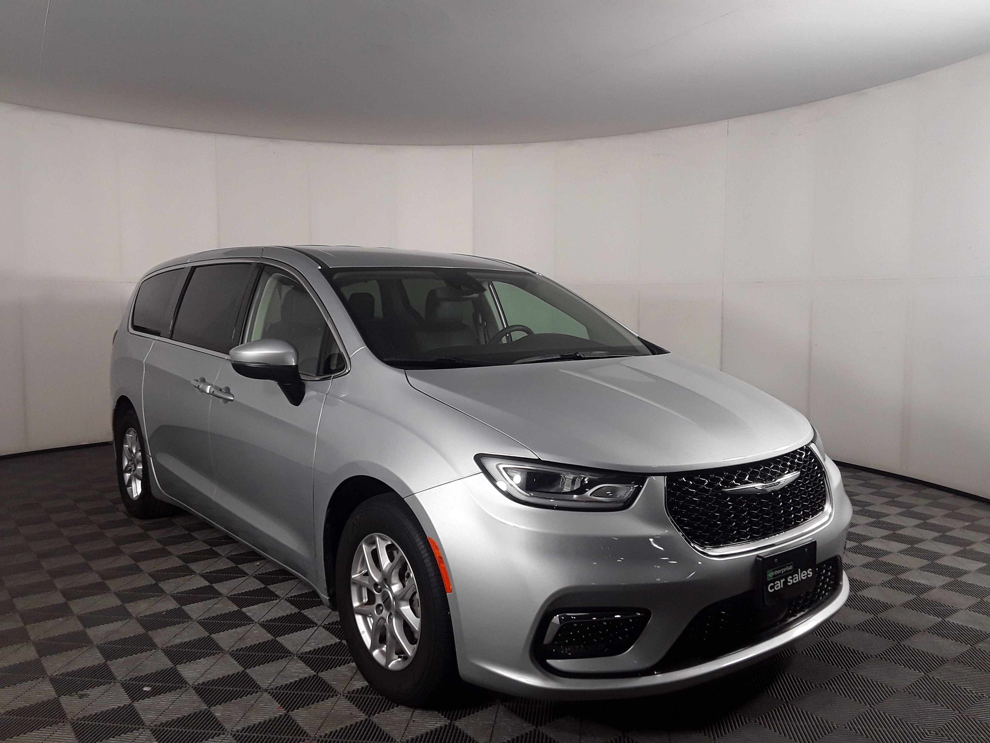 2023 Chrysler Pacifica Touring L FWD