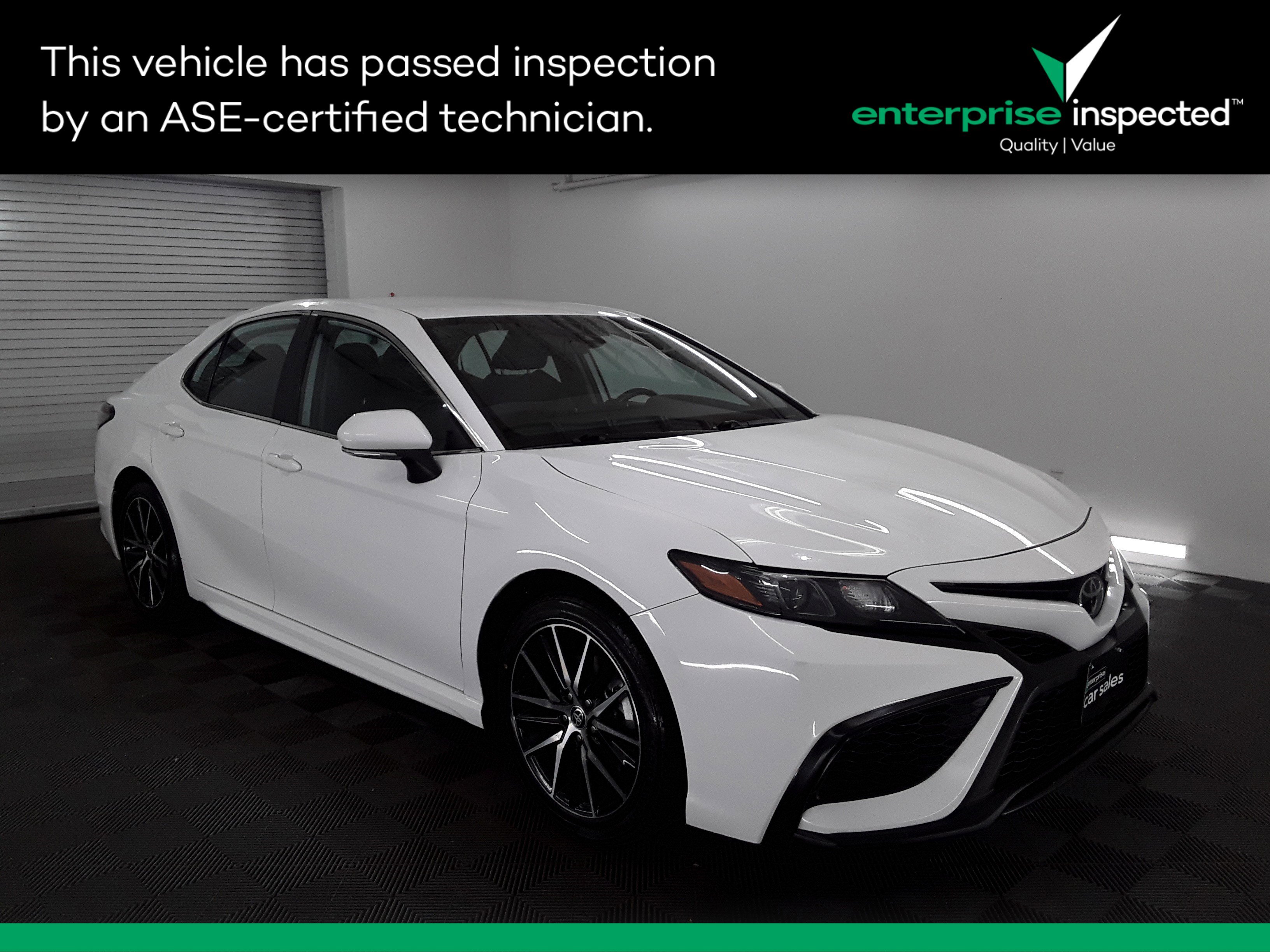 2023 Toyota Camry SE Auto
