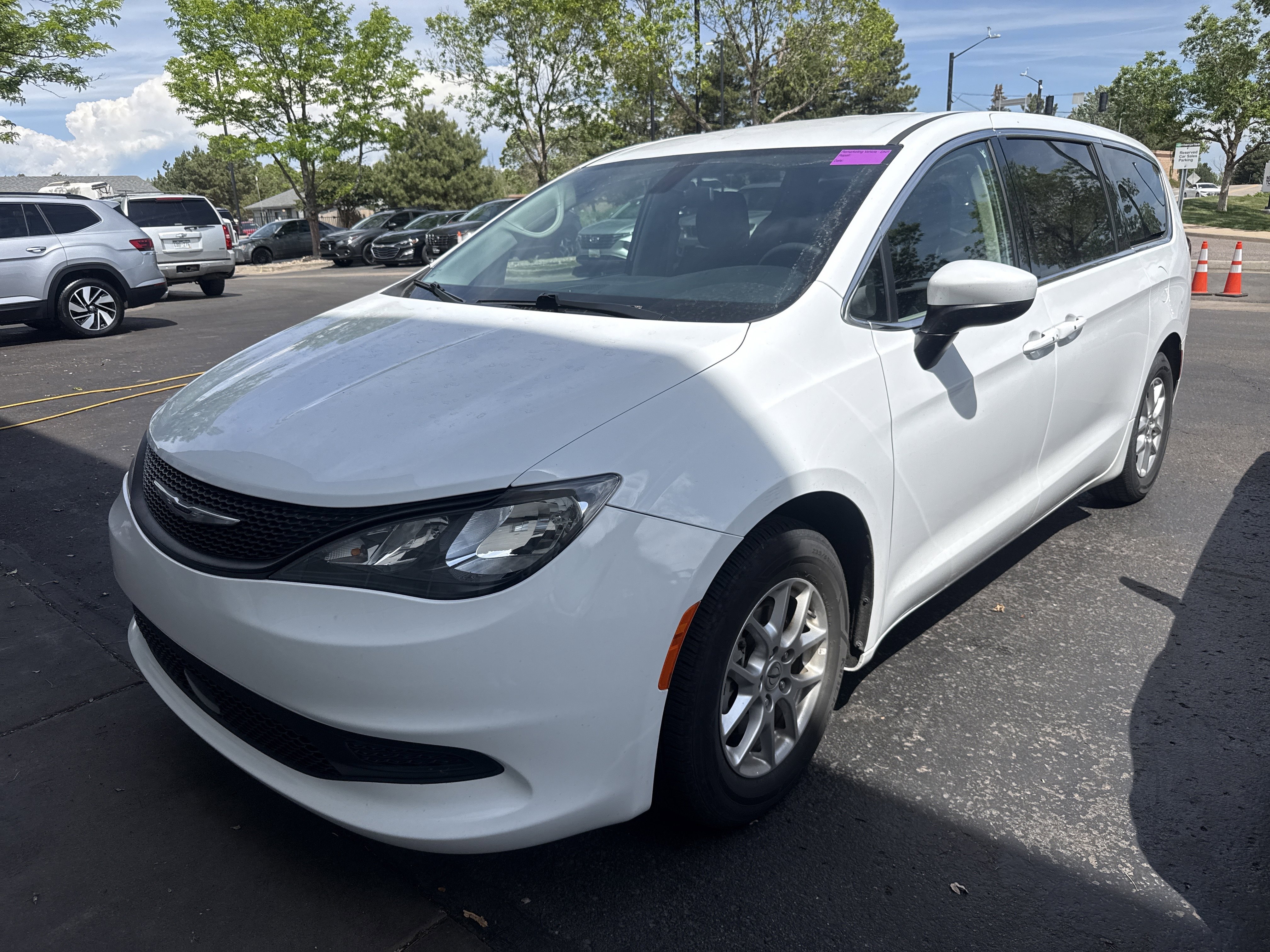 Used 2022 Chrysler Voyager LX FWD