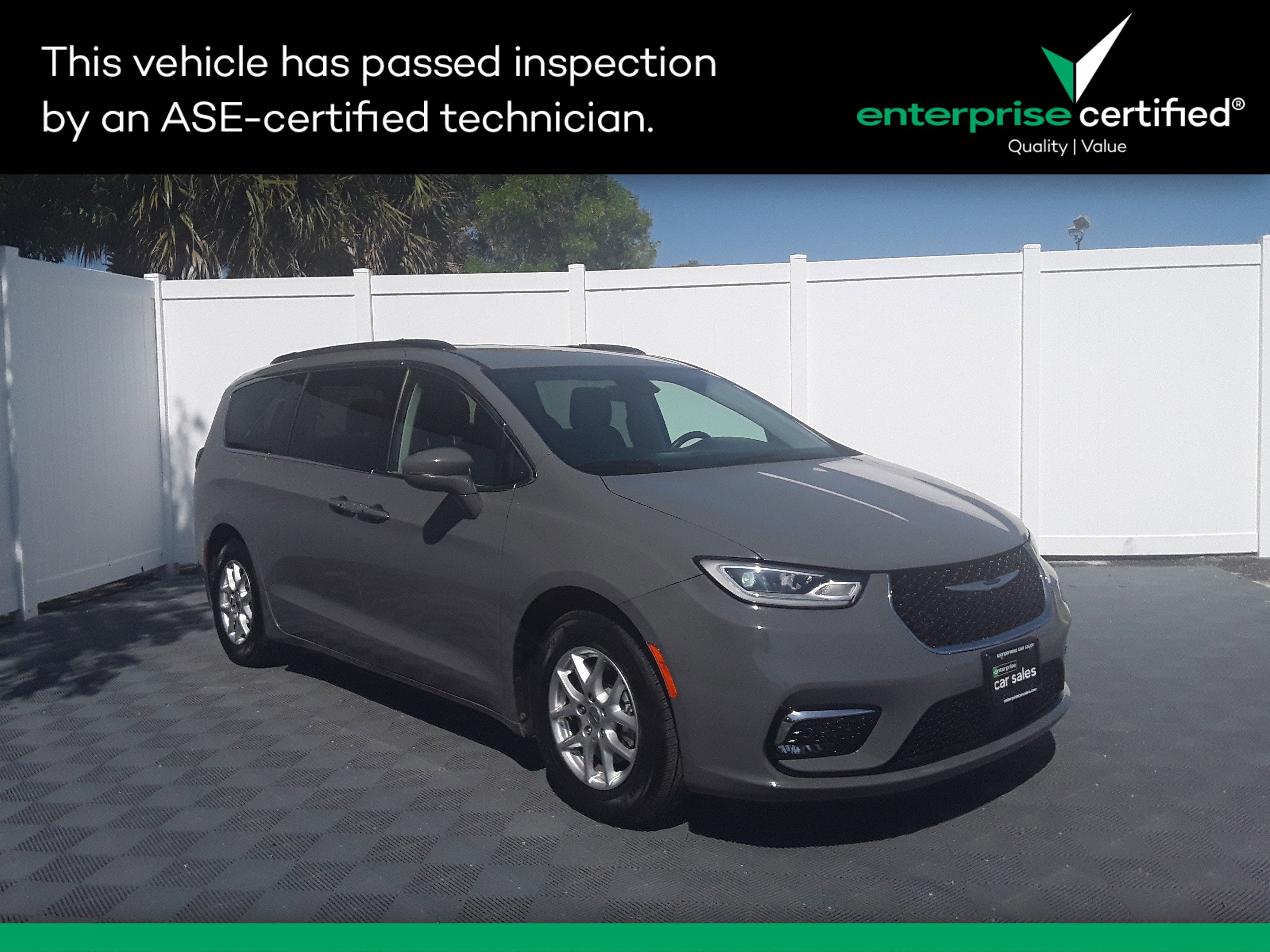 2022 Chrysler Pacifica Touring L FWD
