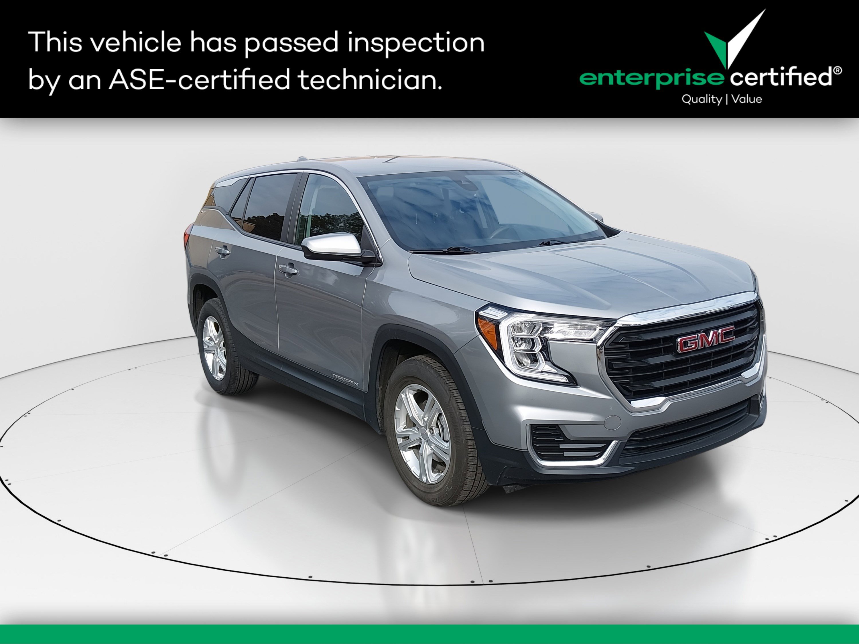 2024 GMC Terrain SLE's photo