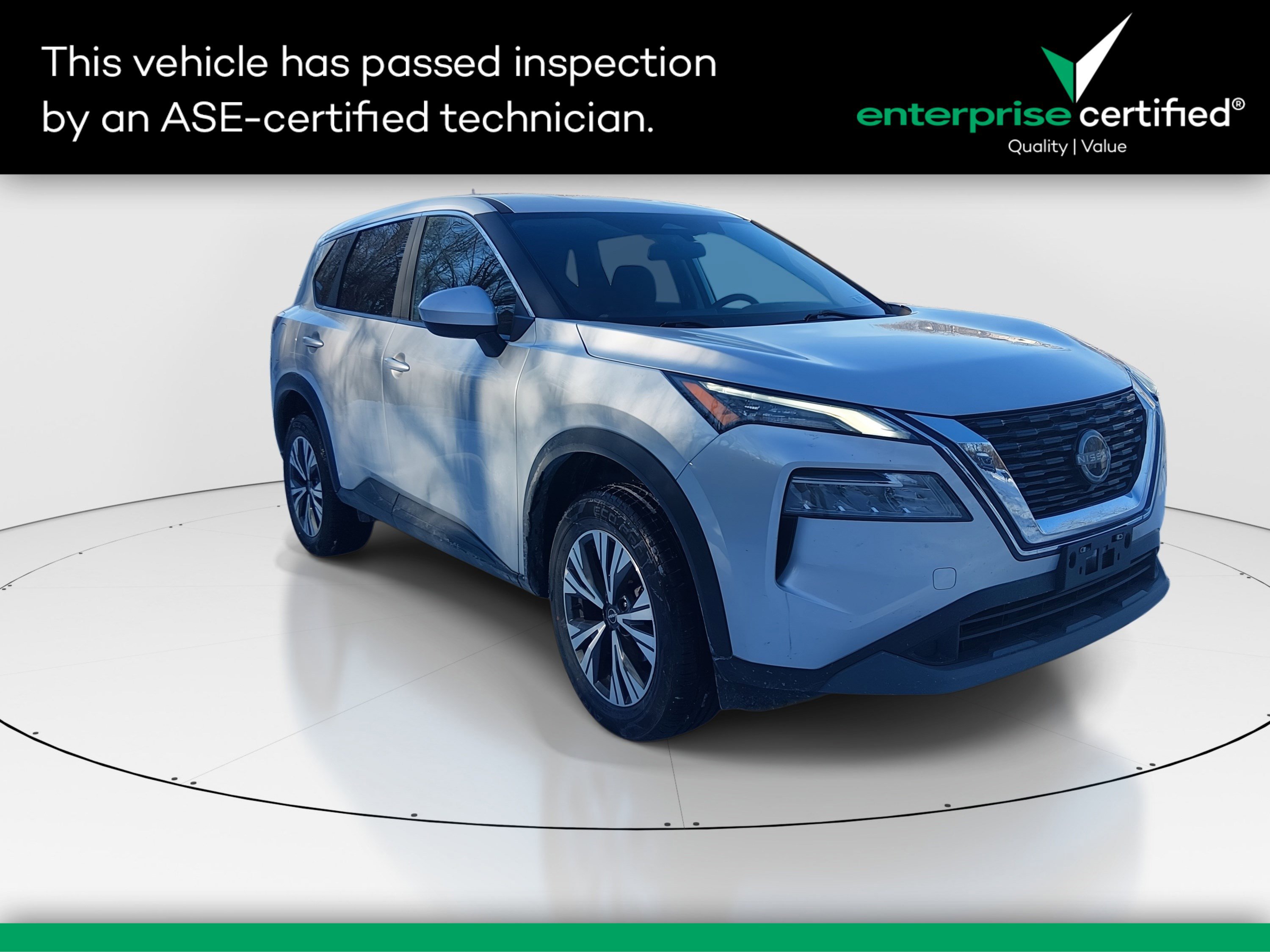 2023 Nissan Rogue SV's photo