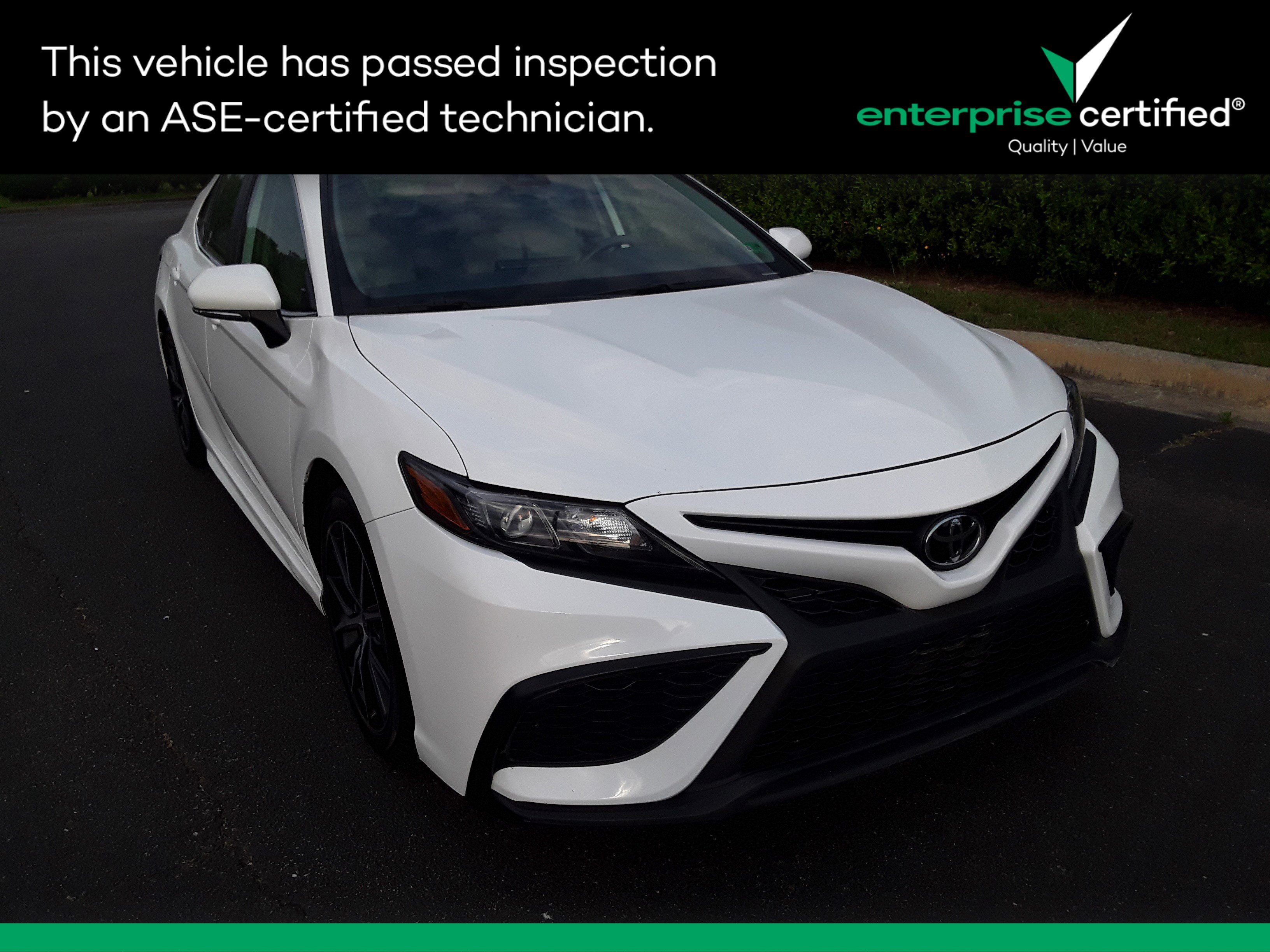 2024 Toyota Camry SE Auto