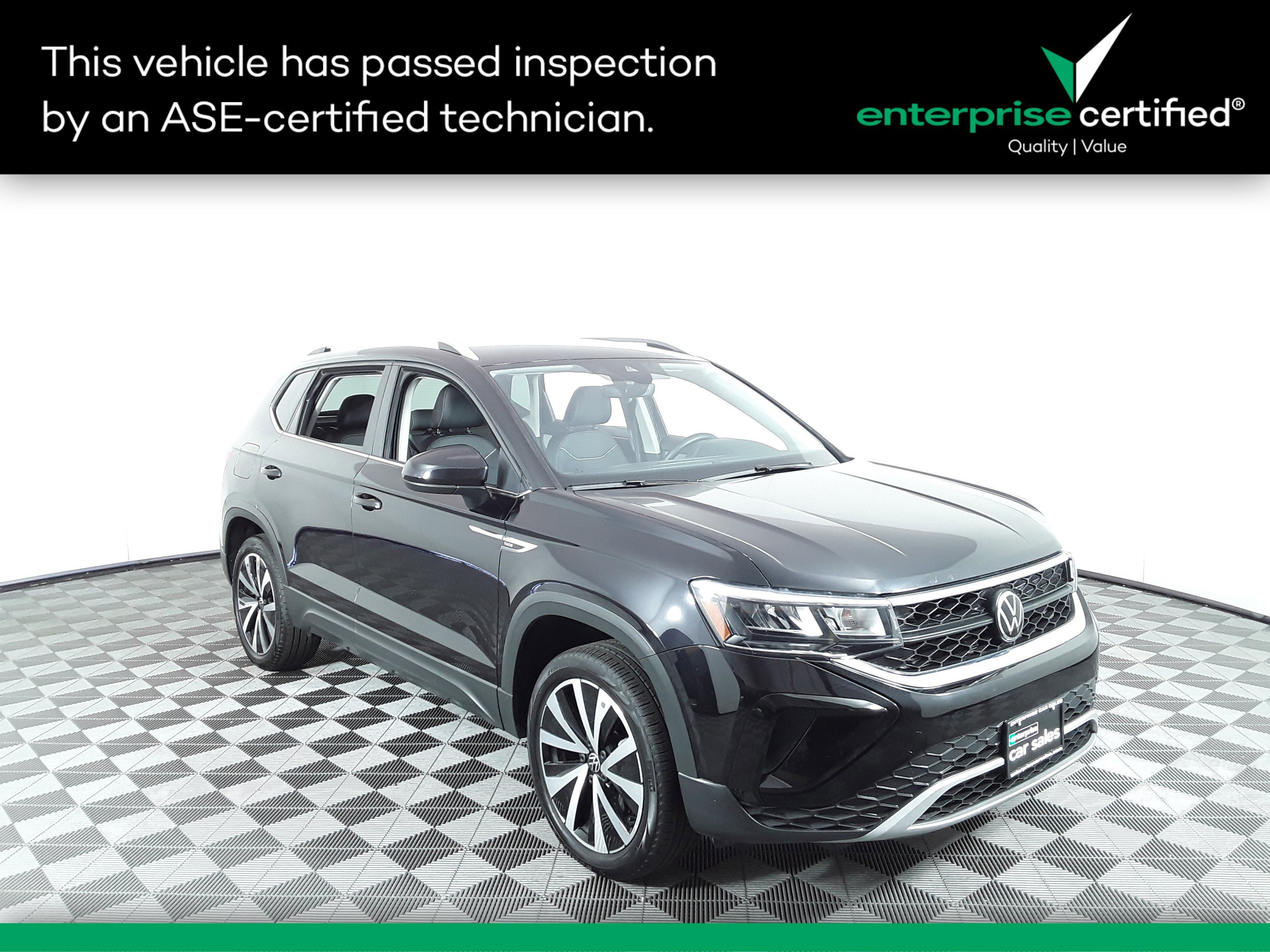 2024 Volkswagen Taos SE FWD