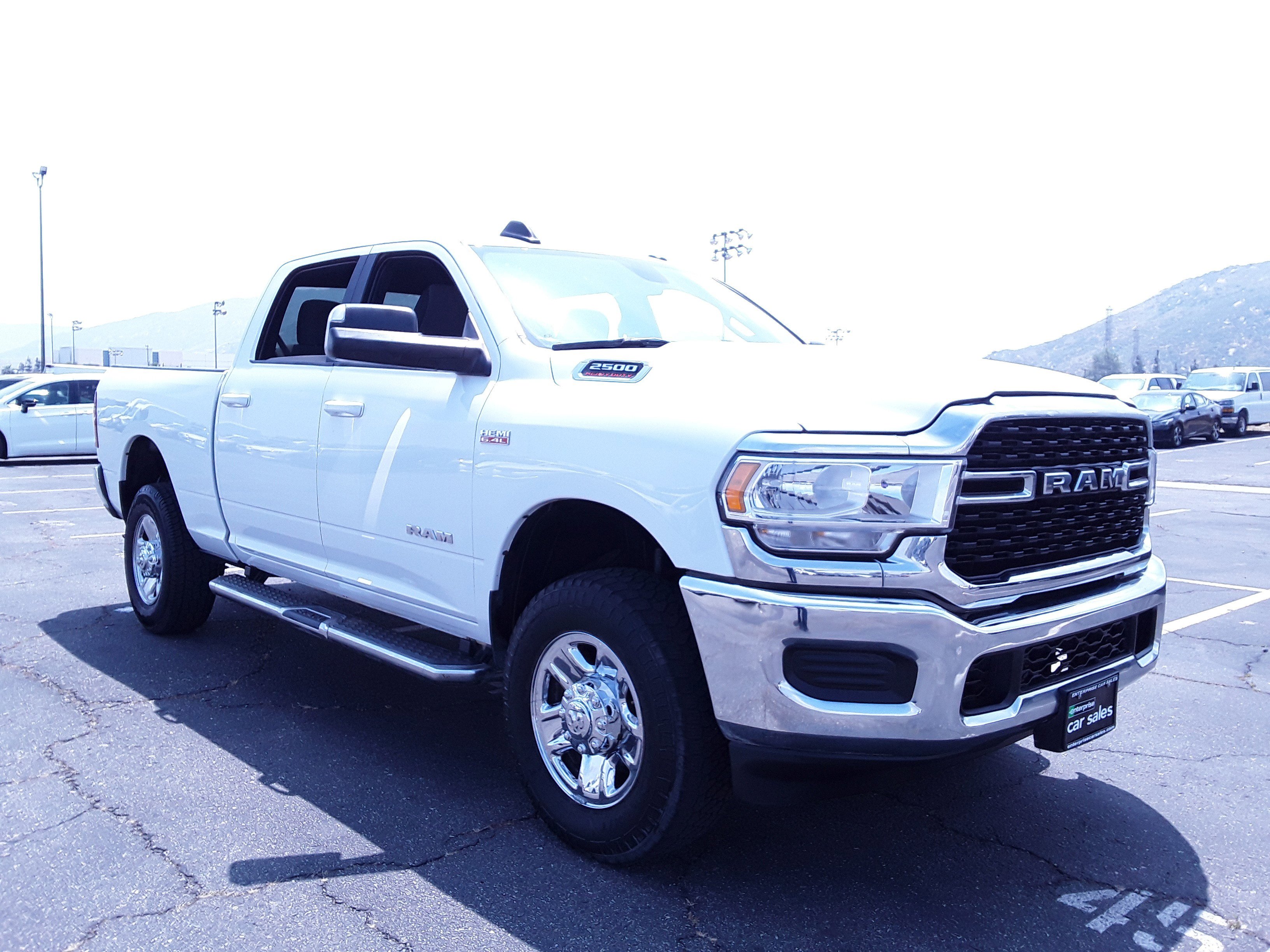 2022 Ram 2500 Big Horn 4x4 Crew Cab 6'4