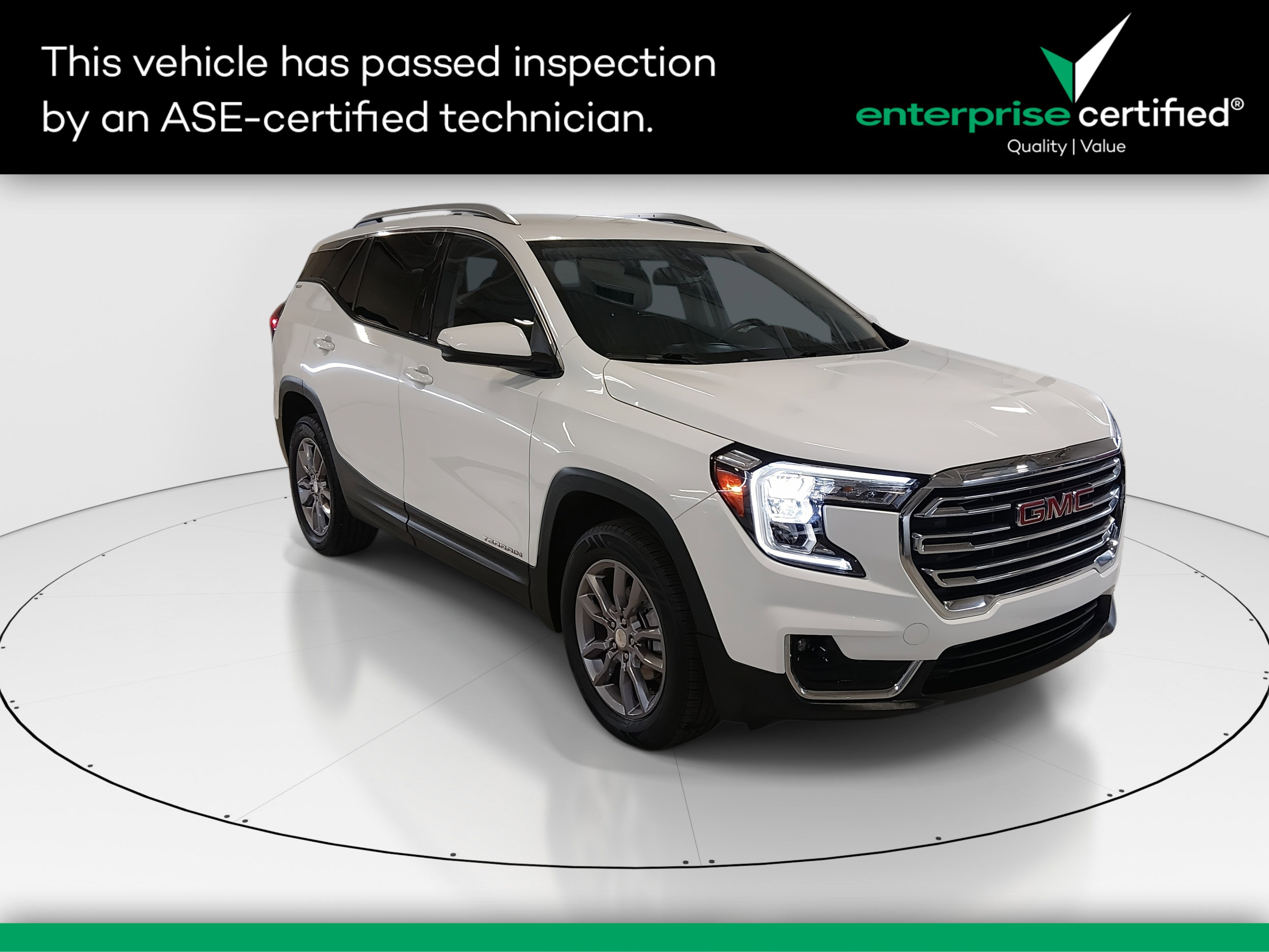 2023 GMC Terrain SLT's photo