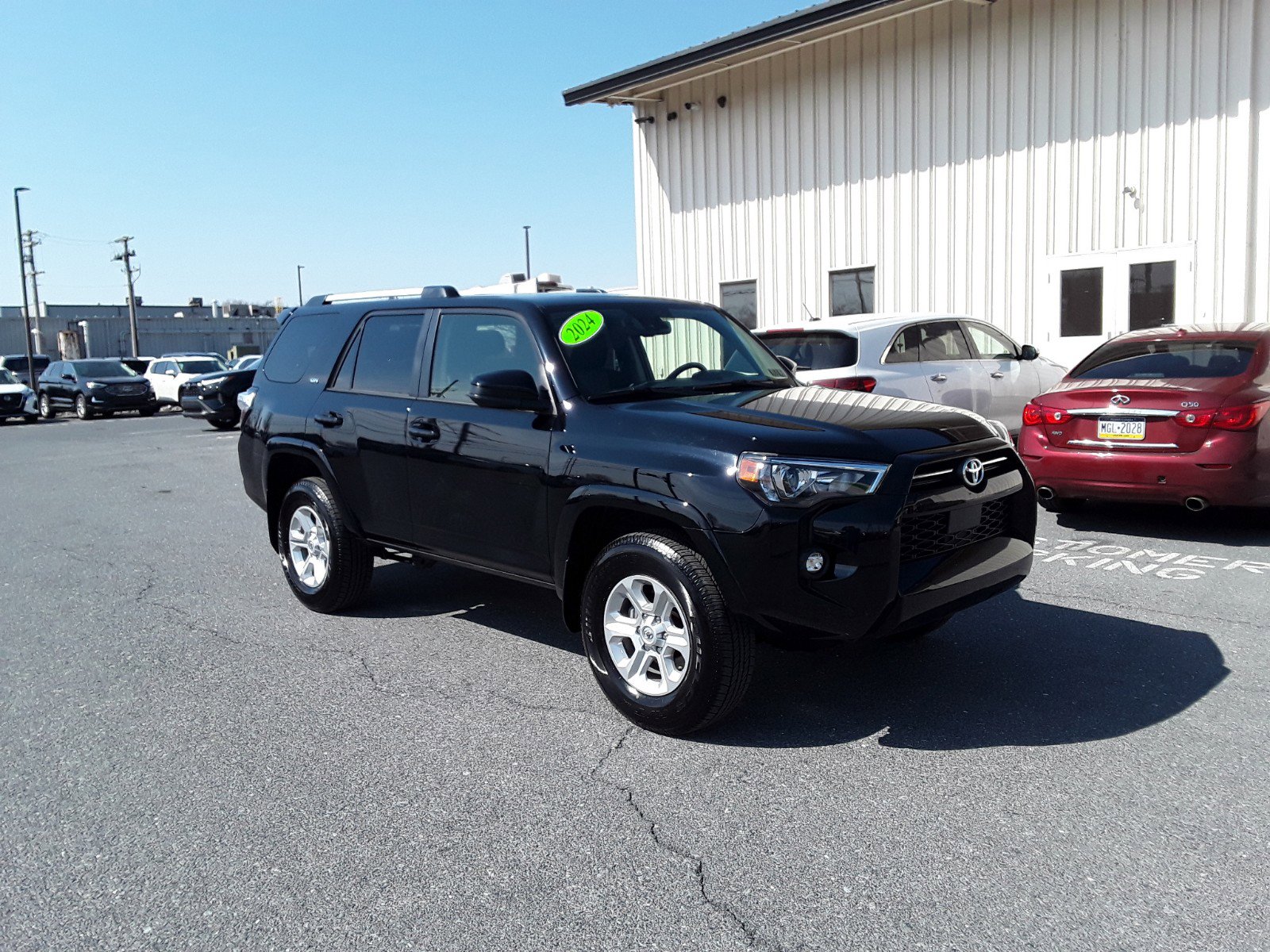 2024 Toyota 4Runner SR5 4WD