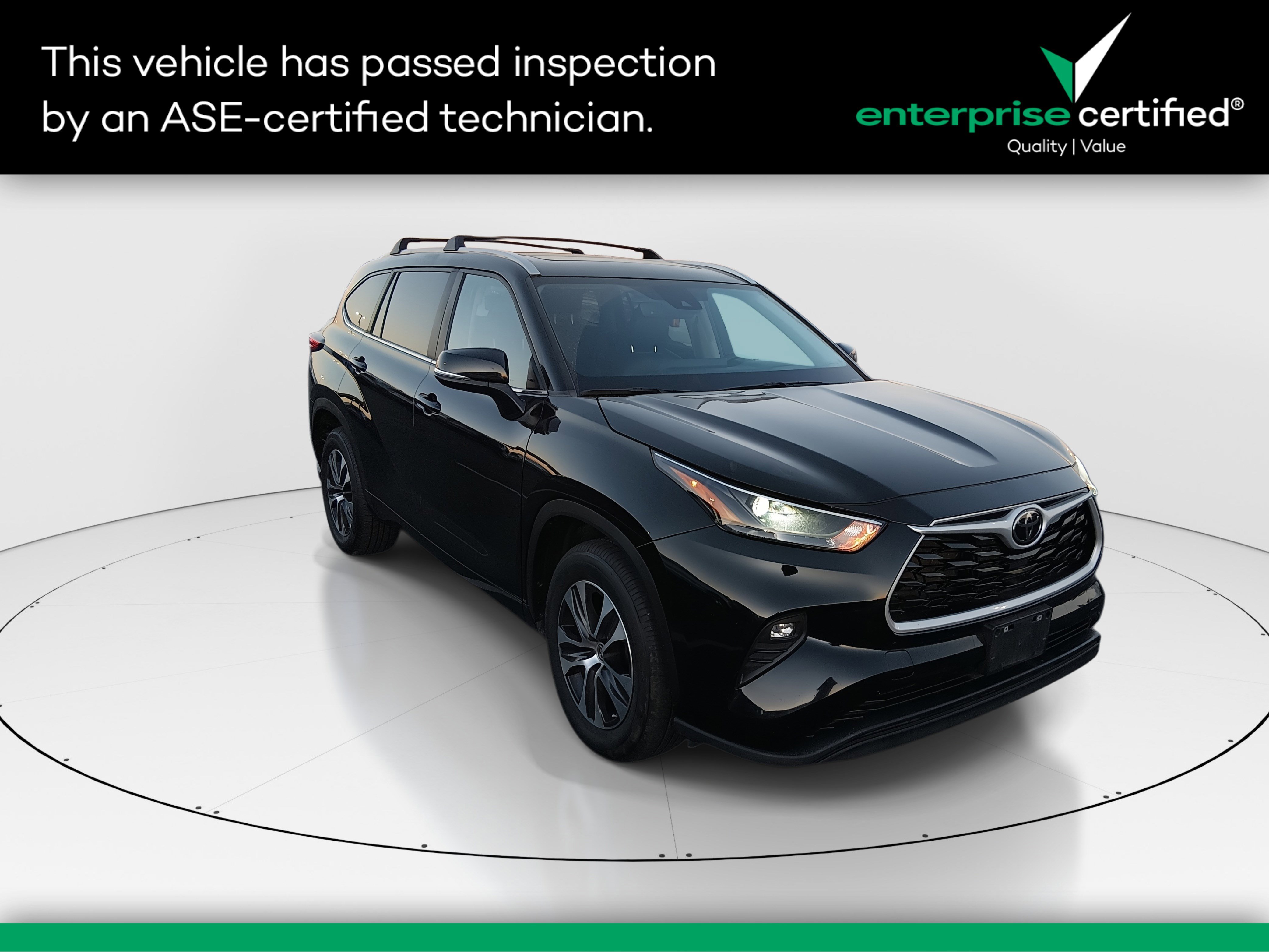 Used 2023 Toyota Highlander XLE FWD