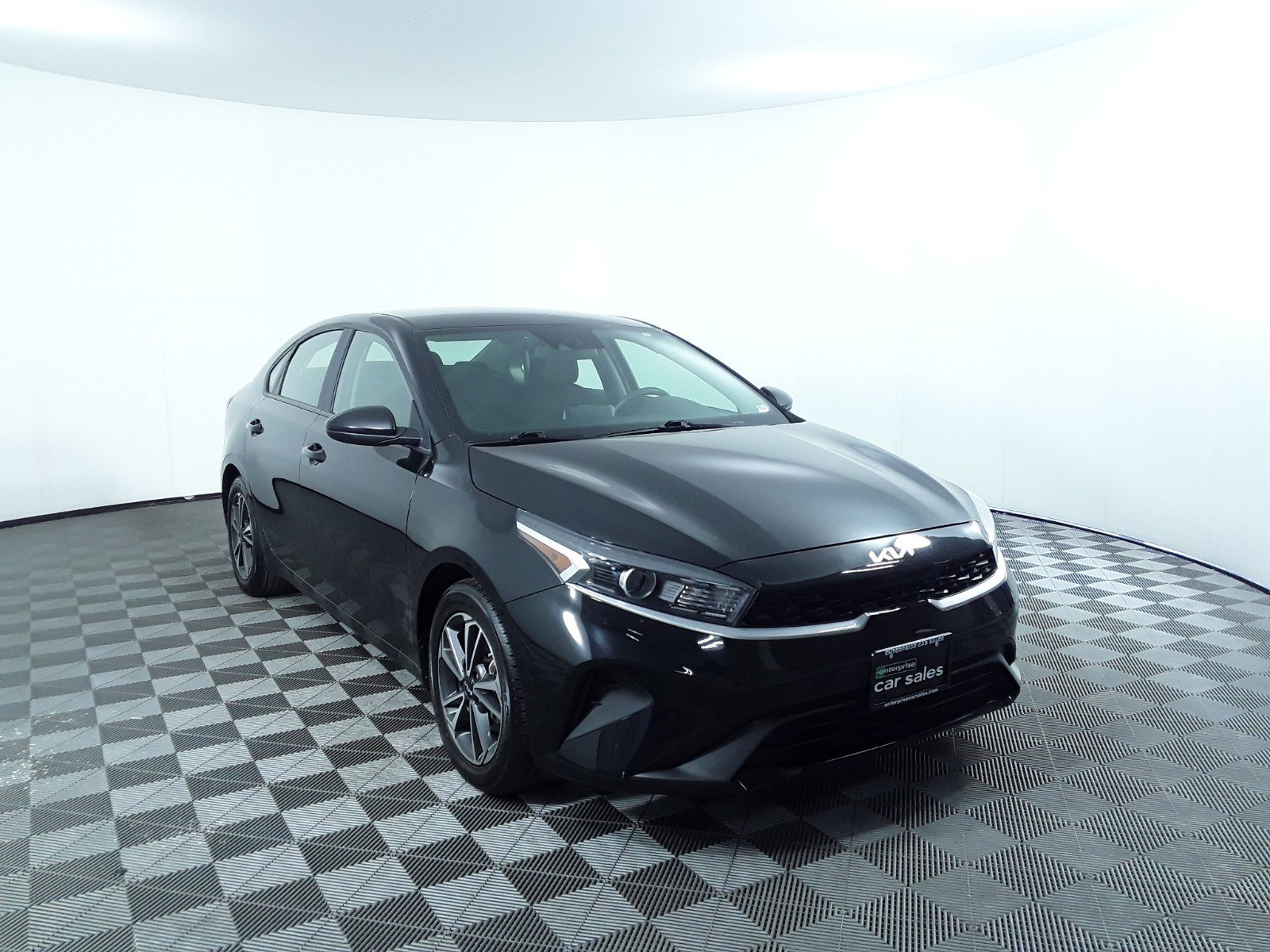 2023 Kia Forte LXS IVT