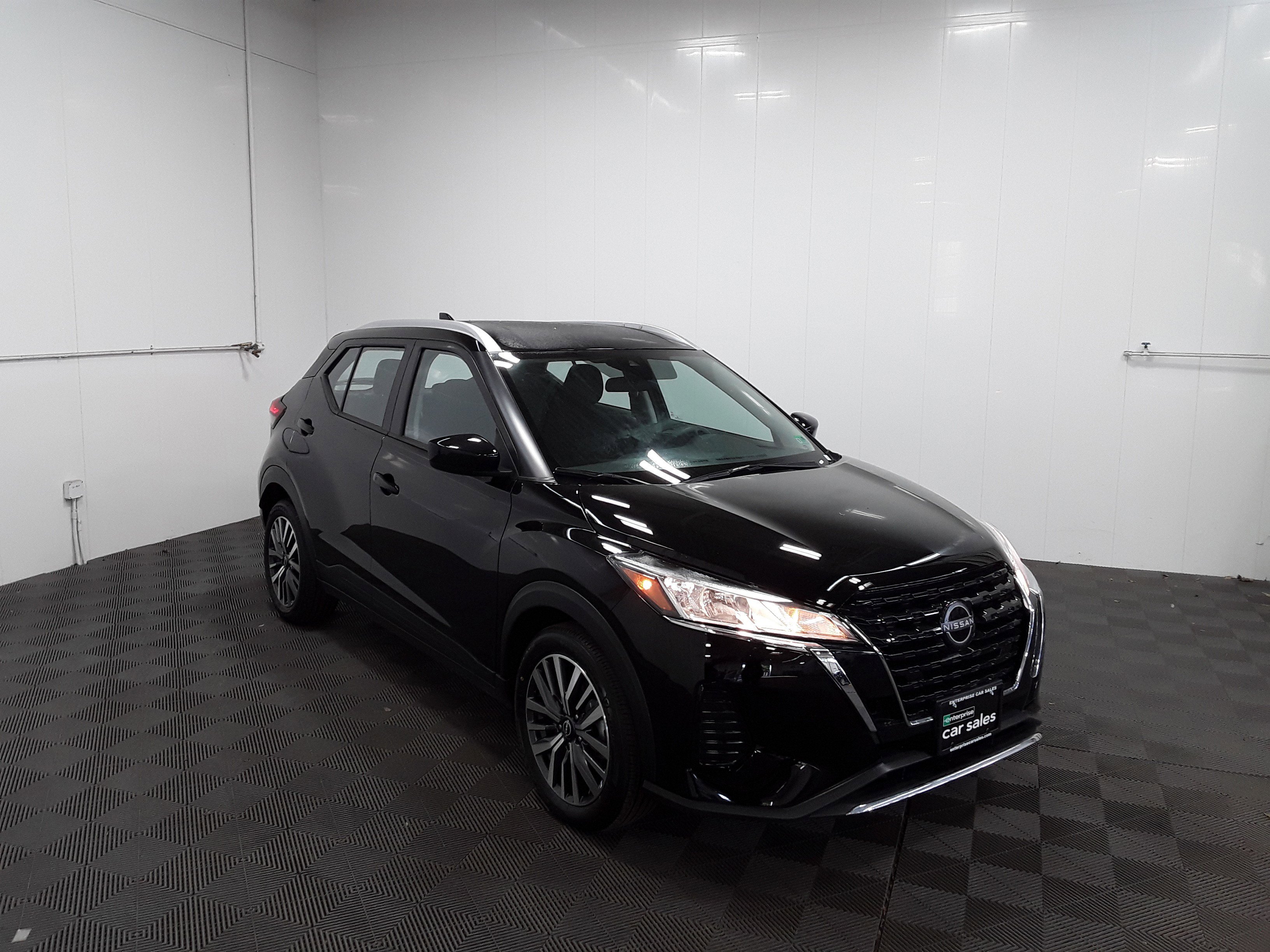 2024 Nissan Kicks SV FWD