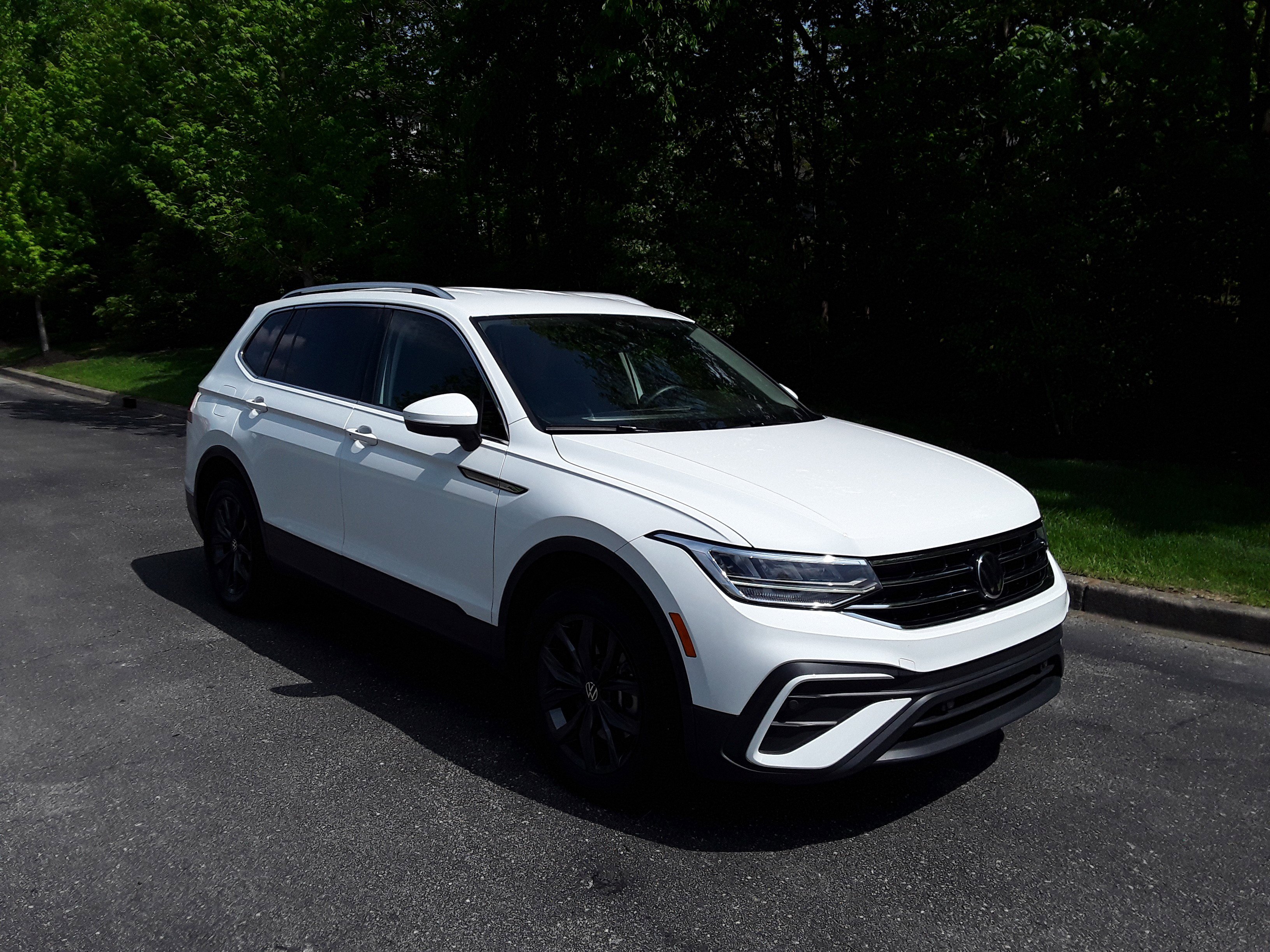 2024 Volkswagen Tiguan SE 2.0T FWD