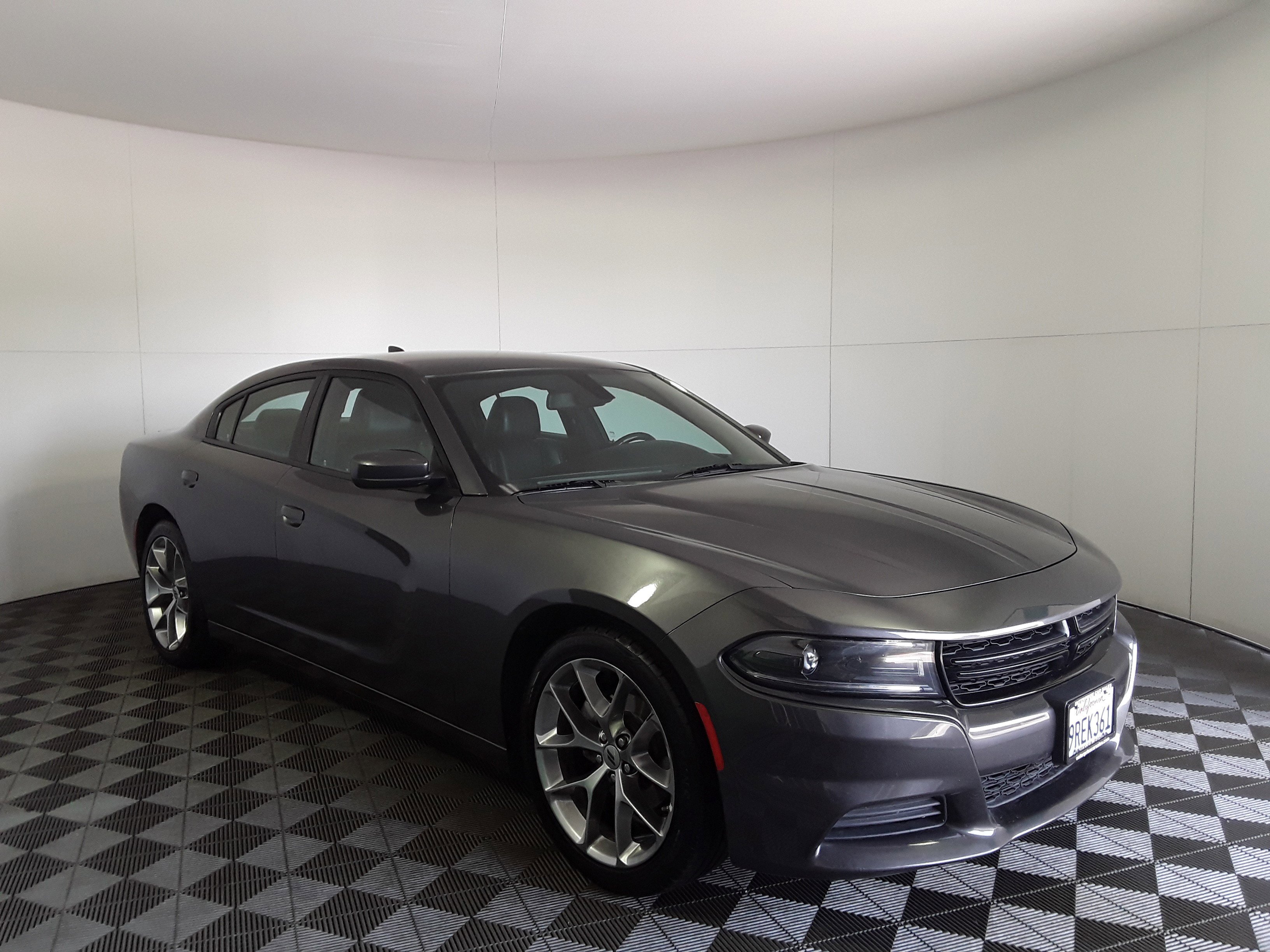 2022 Dodge Charger SXT RWD
