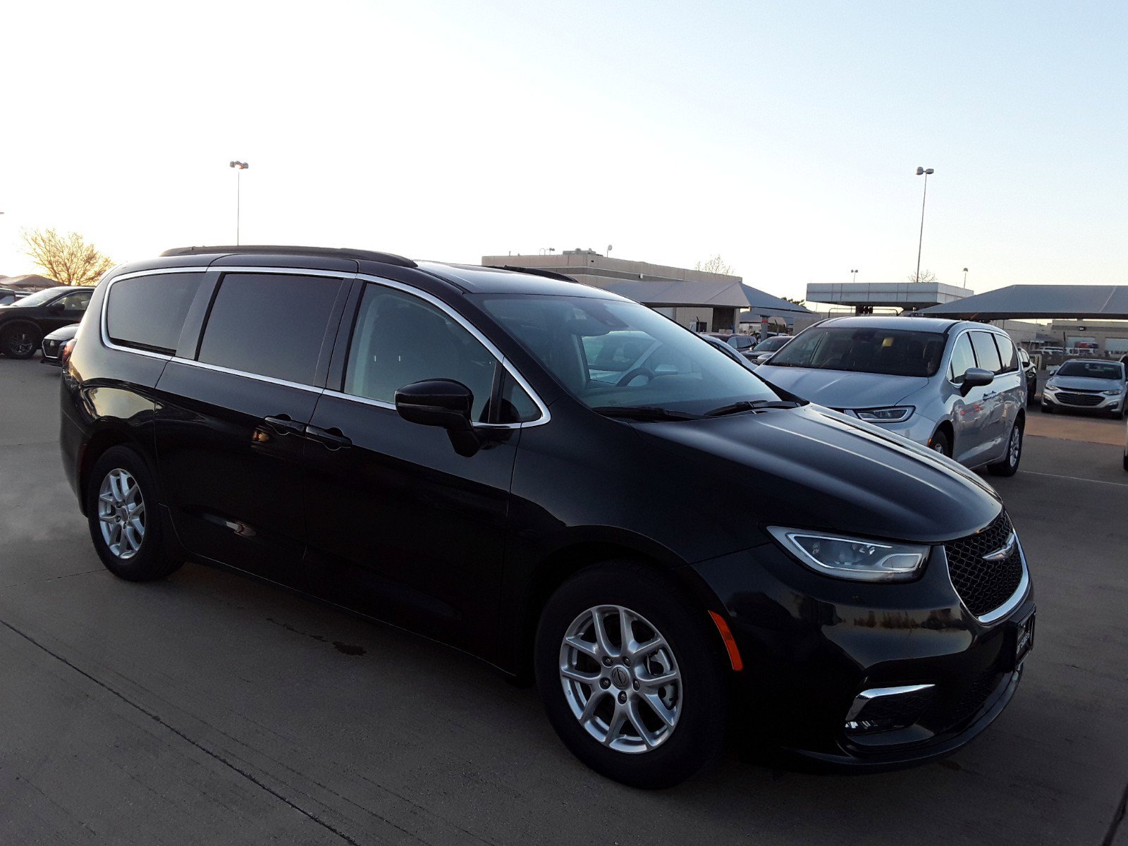 2022 Chrysler Pacifica Touring L FWD