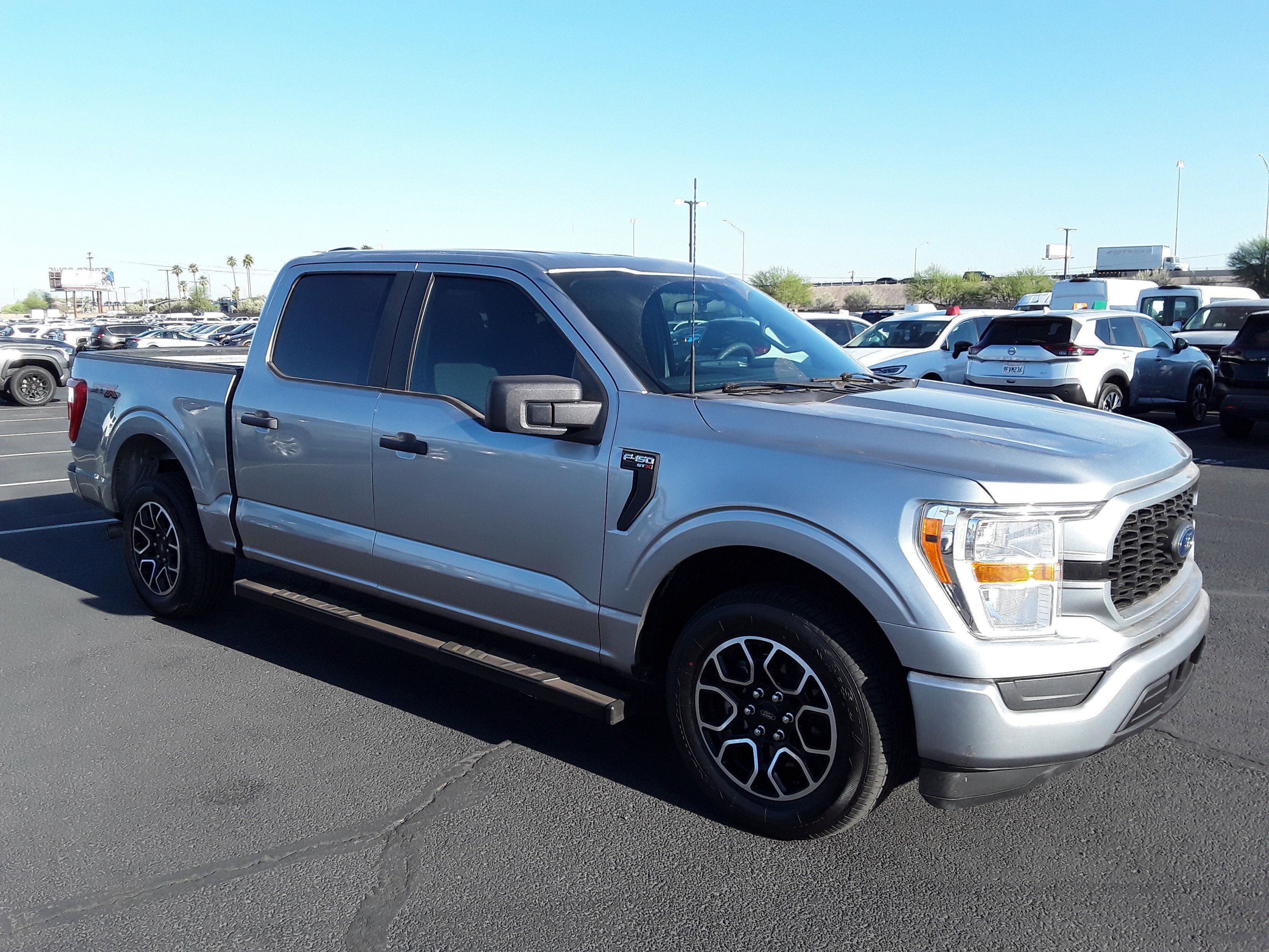 2022 Ford F-150 XL 2WD SuperCrew 5.5' Box