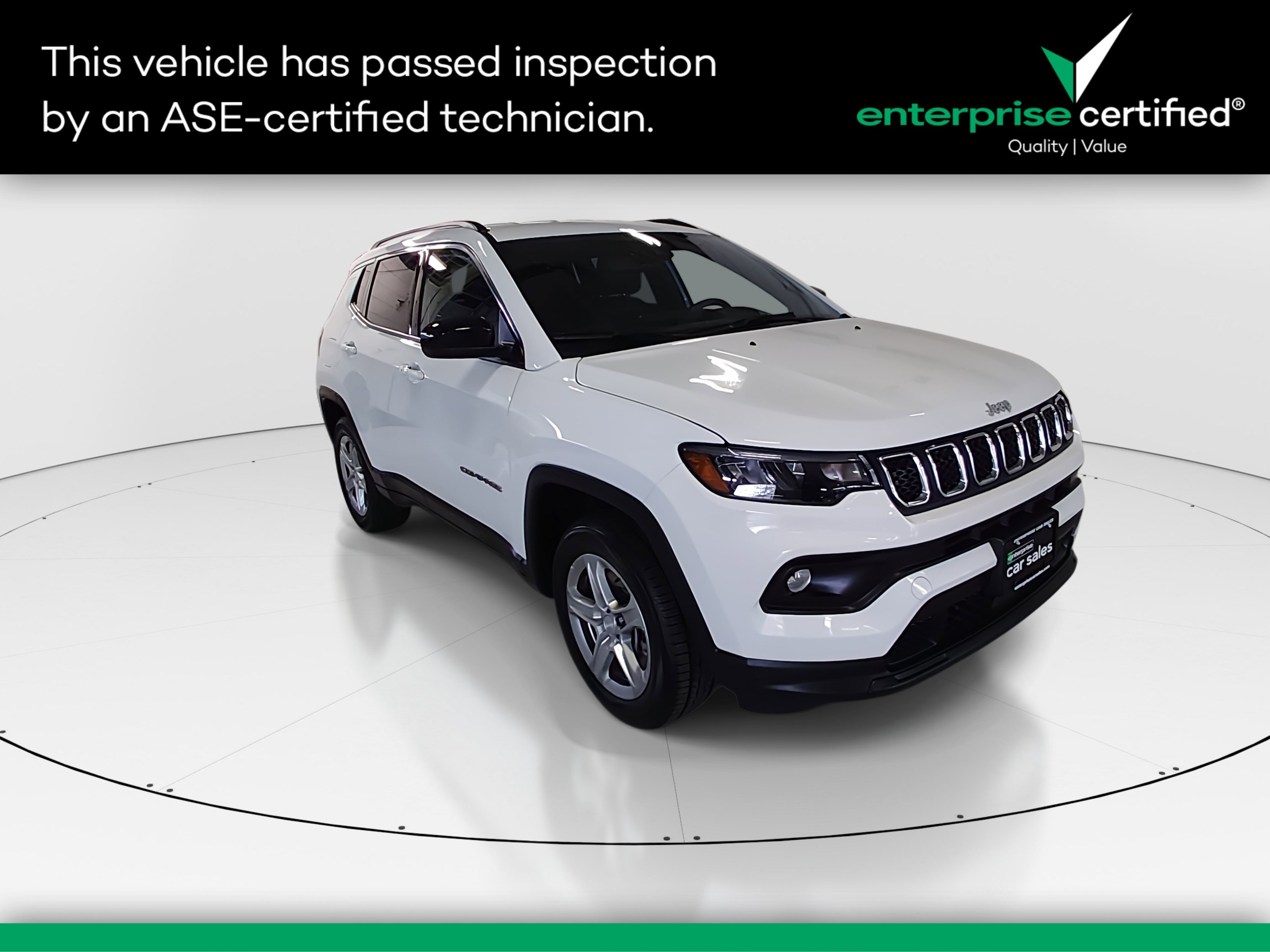 2024 Jeep Compass Latitude's photo