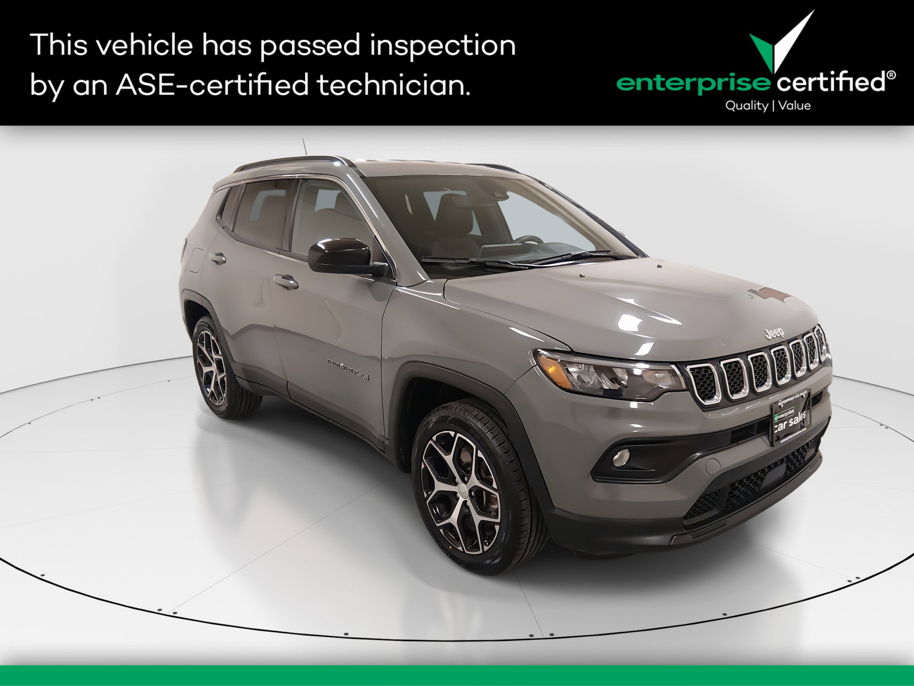 2024 Jeep Compass Latitude's photo
