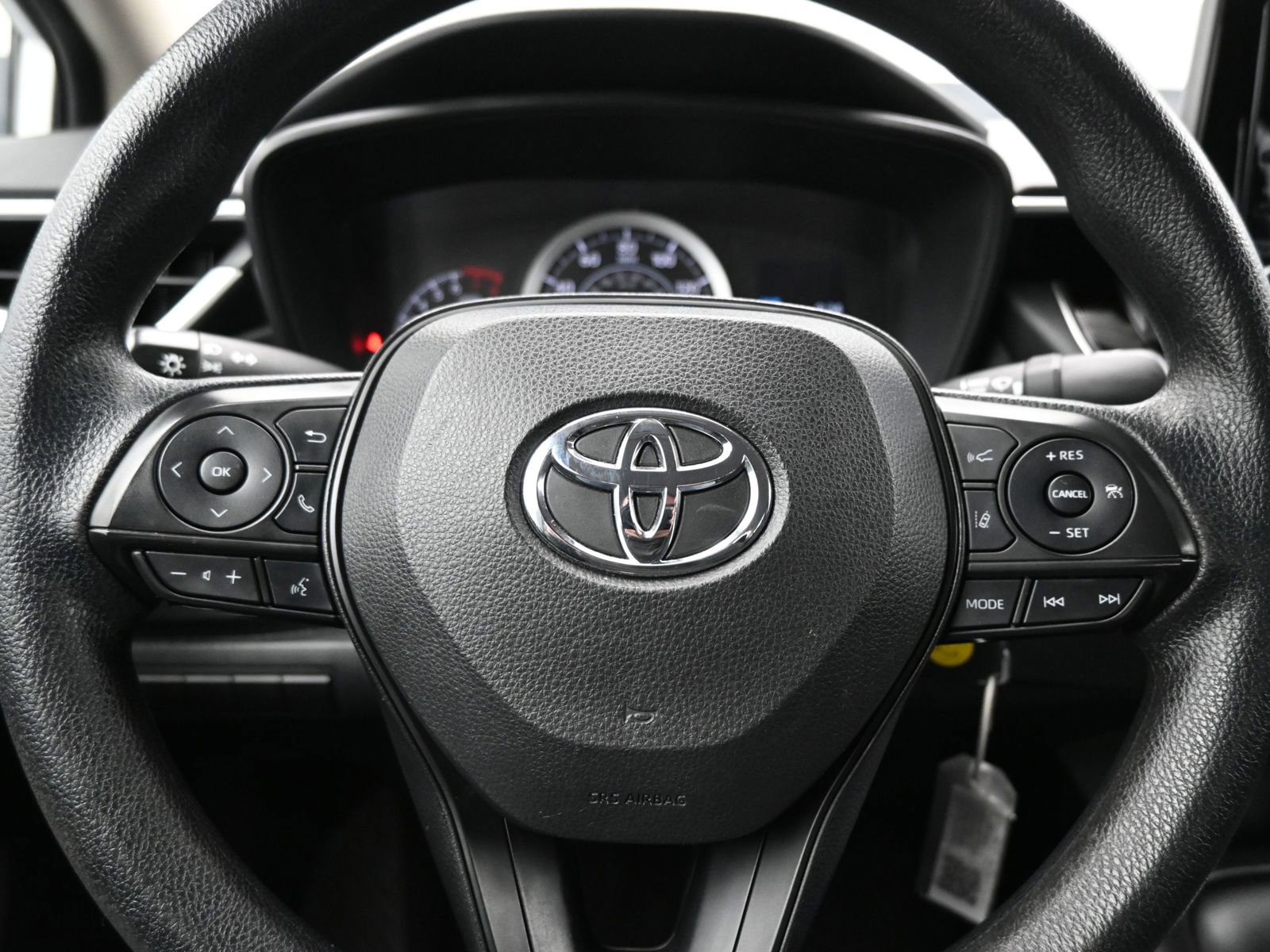 2022 Toyota Corolla LE photo 14