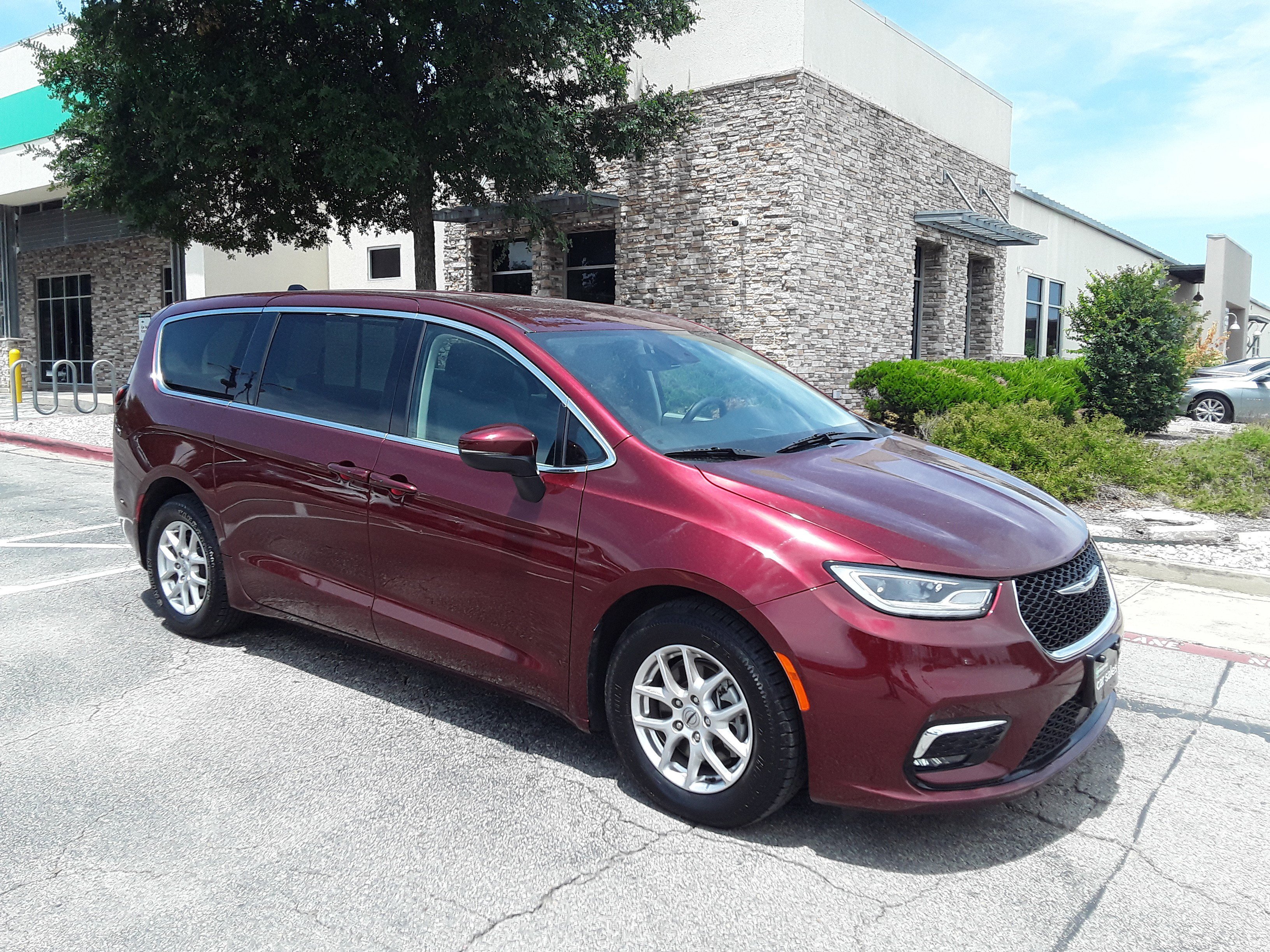 2023 Chrysler Pacifica Touring L FWD