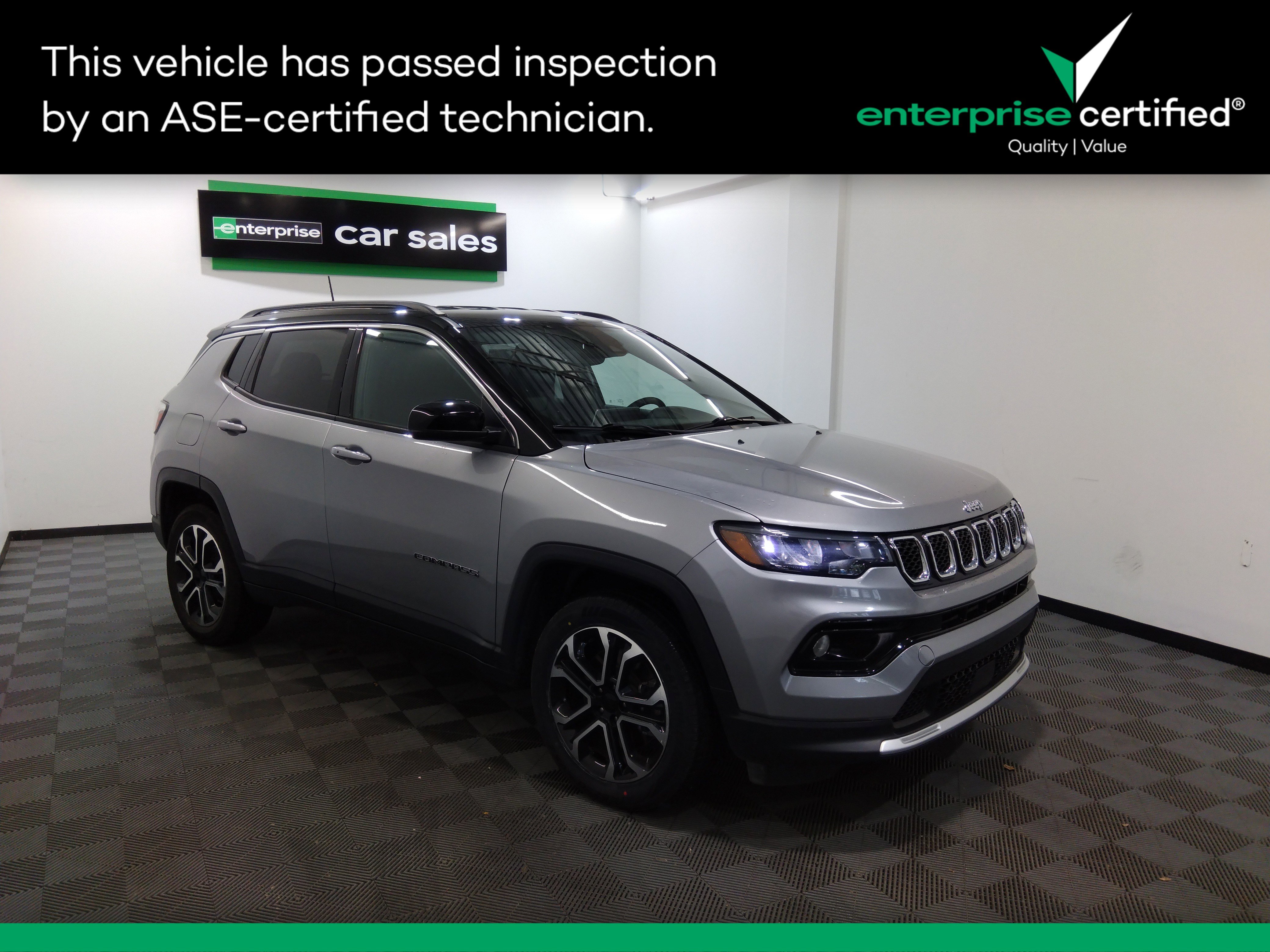 2023 Jeep Compass Limited's photo