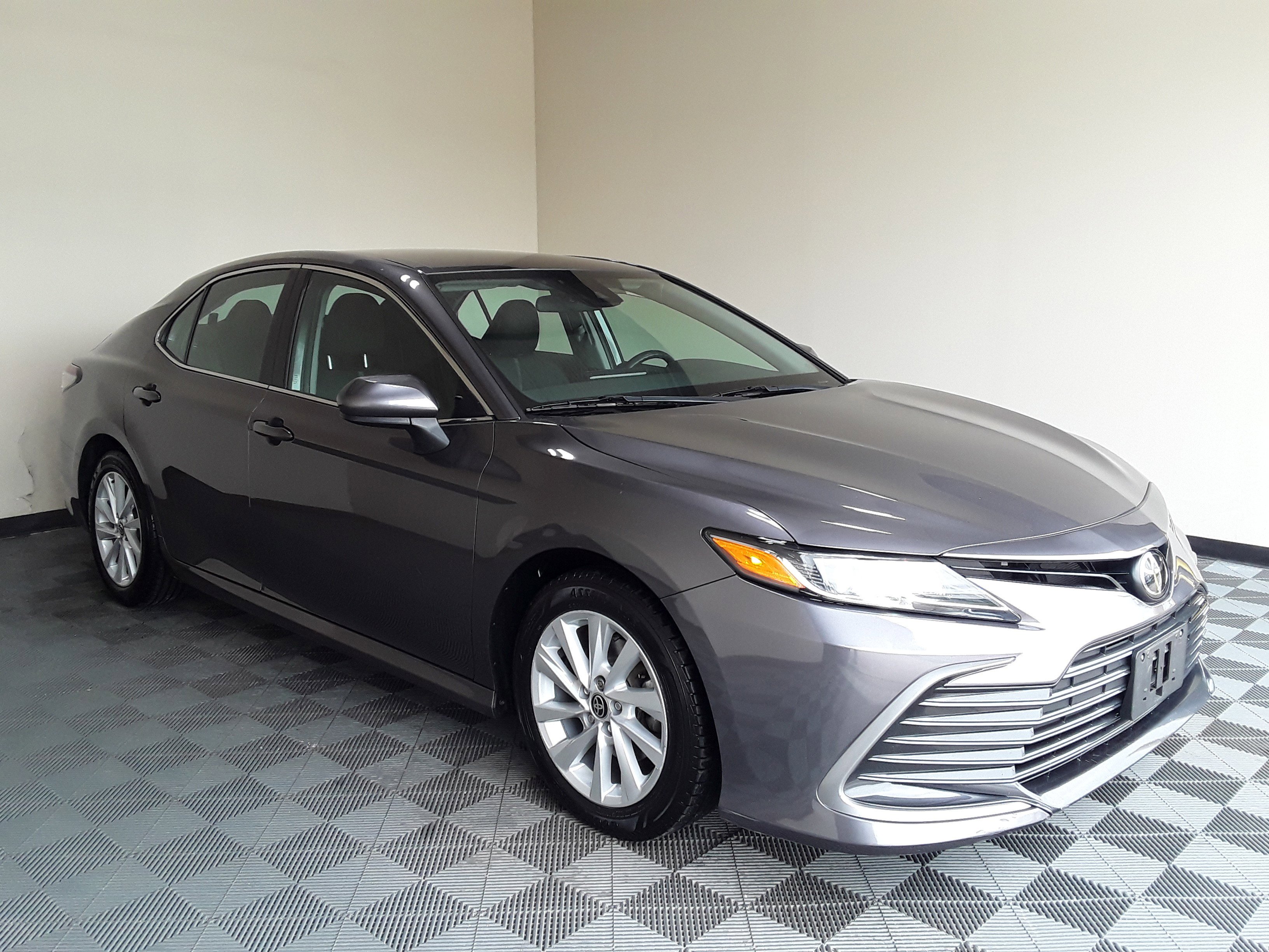 2022 Toyota Camry LE Auto
