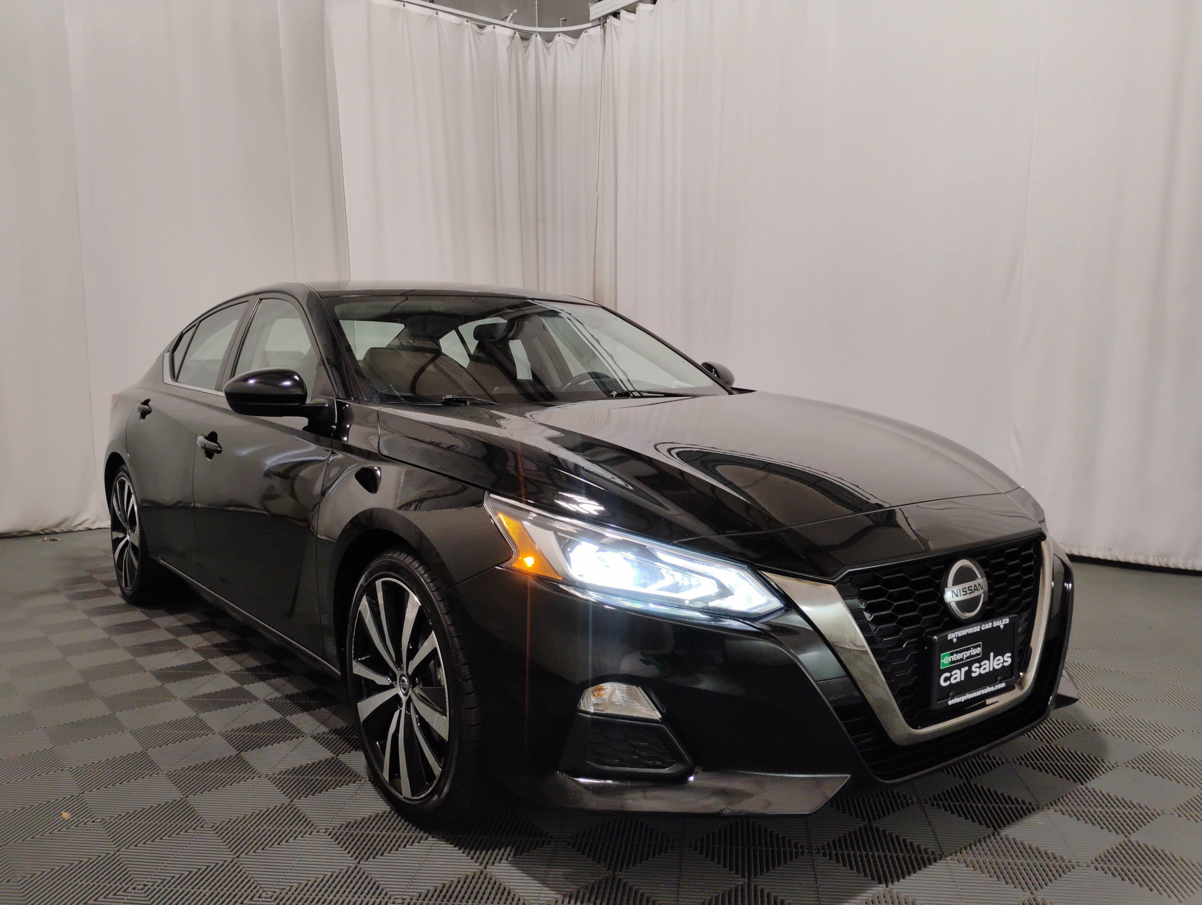 Used 2022 Nissan Altima 2.5 SR Sedan