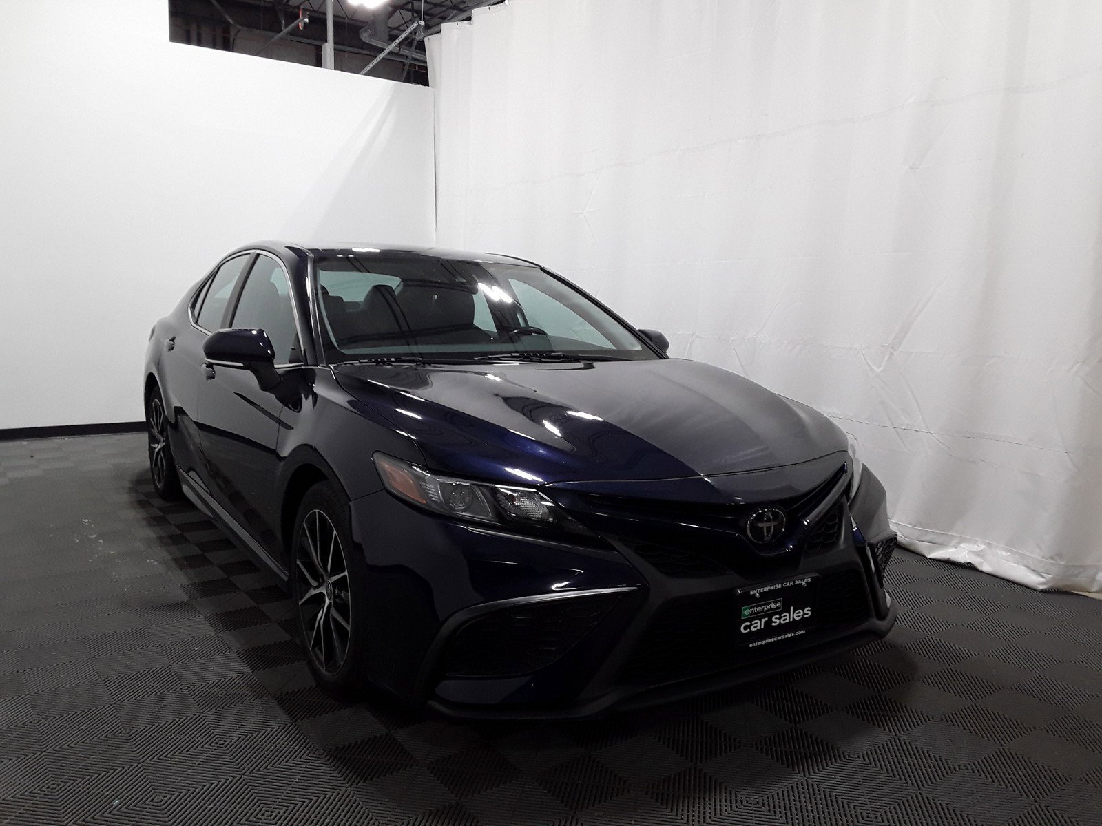 2022 Toyota Camry SE Auto