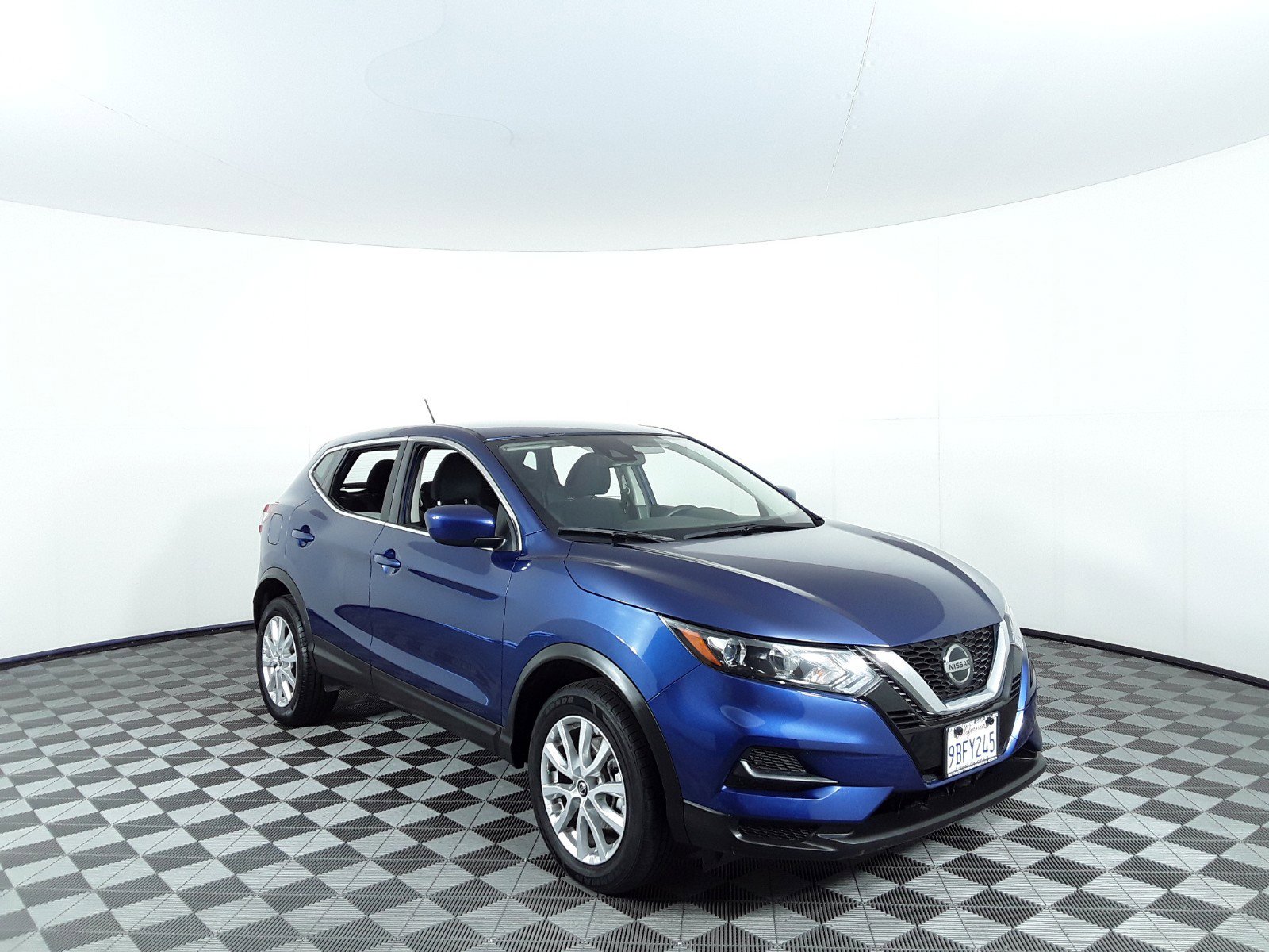 2022 Nissan Rogue Sport FWD S