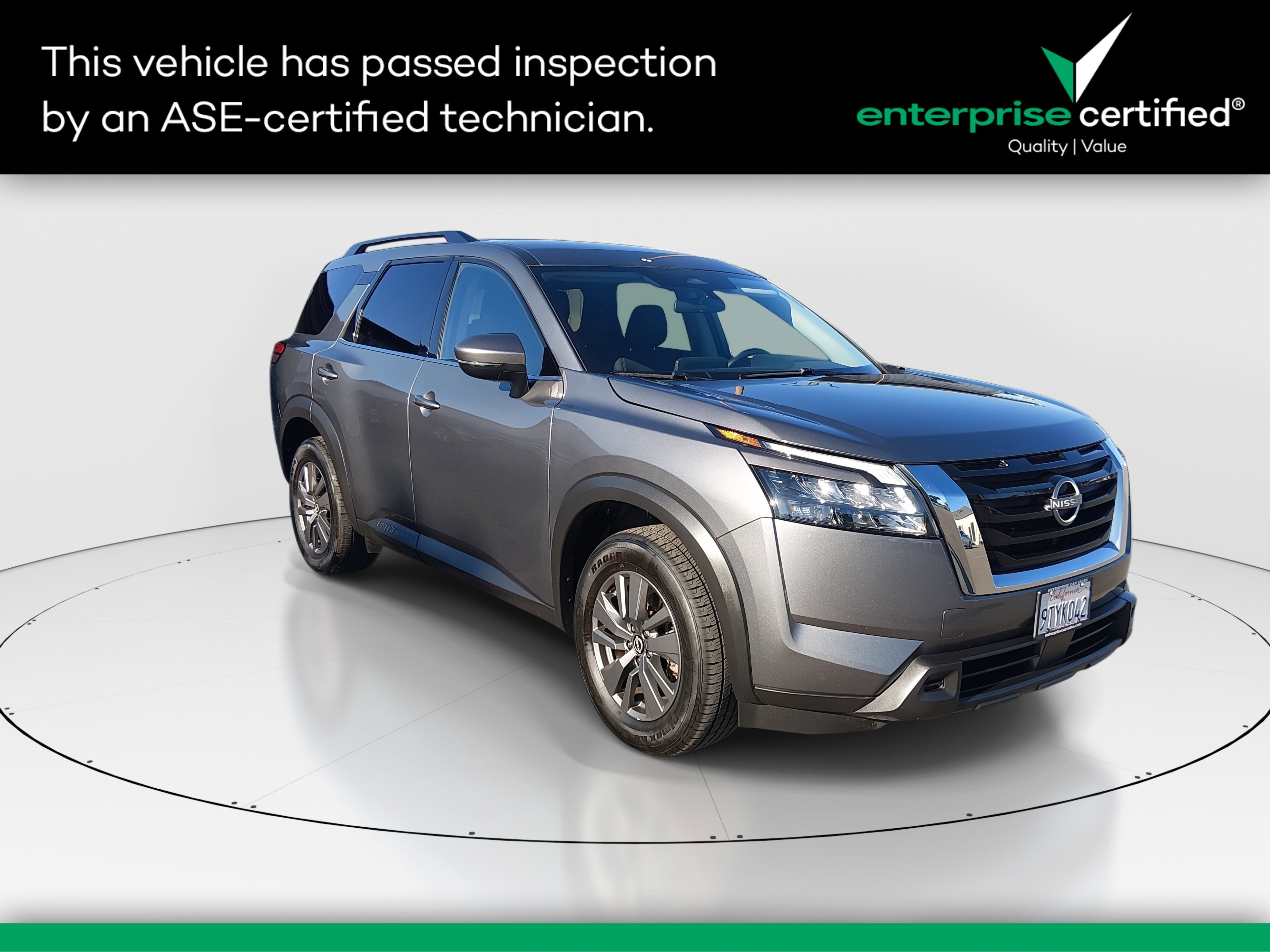 Used 2024 Nissan Pathfinder SV 2WD
