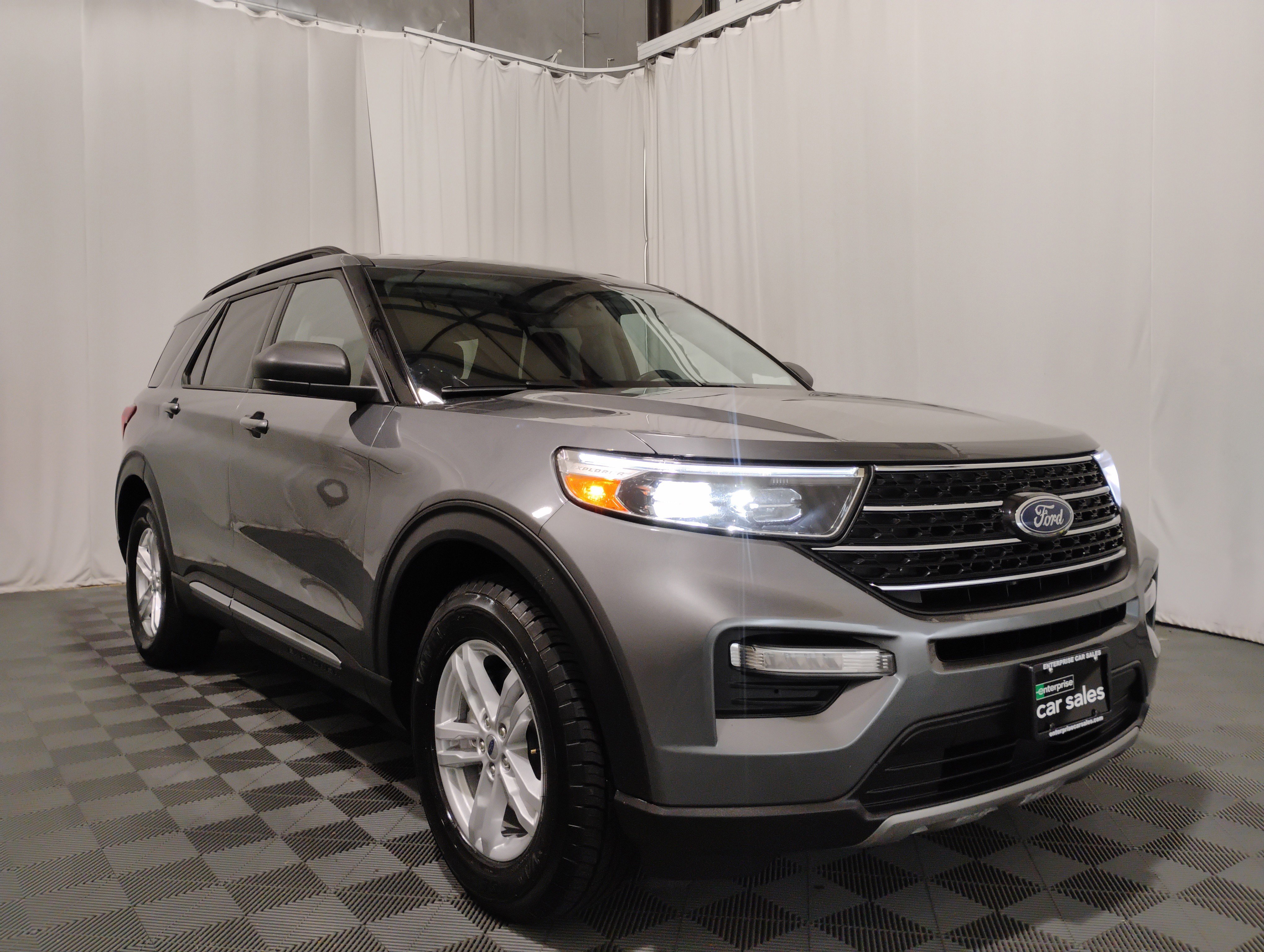 2024 Ford Explorer XLT 4WD