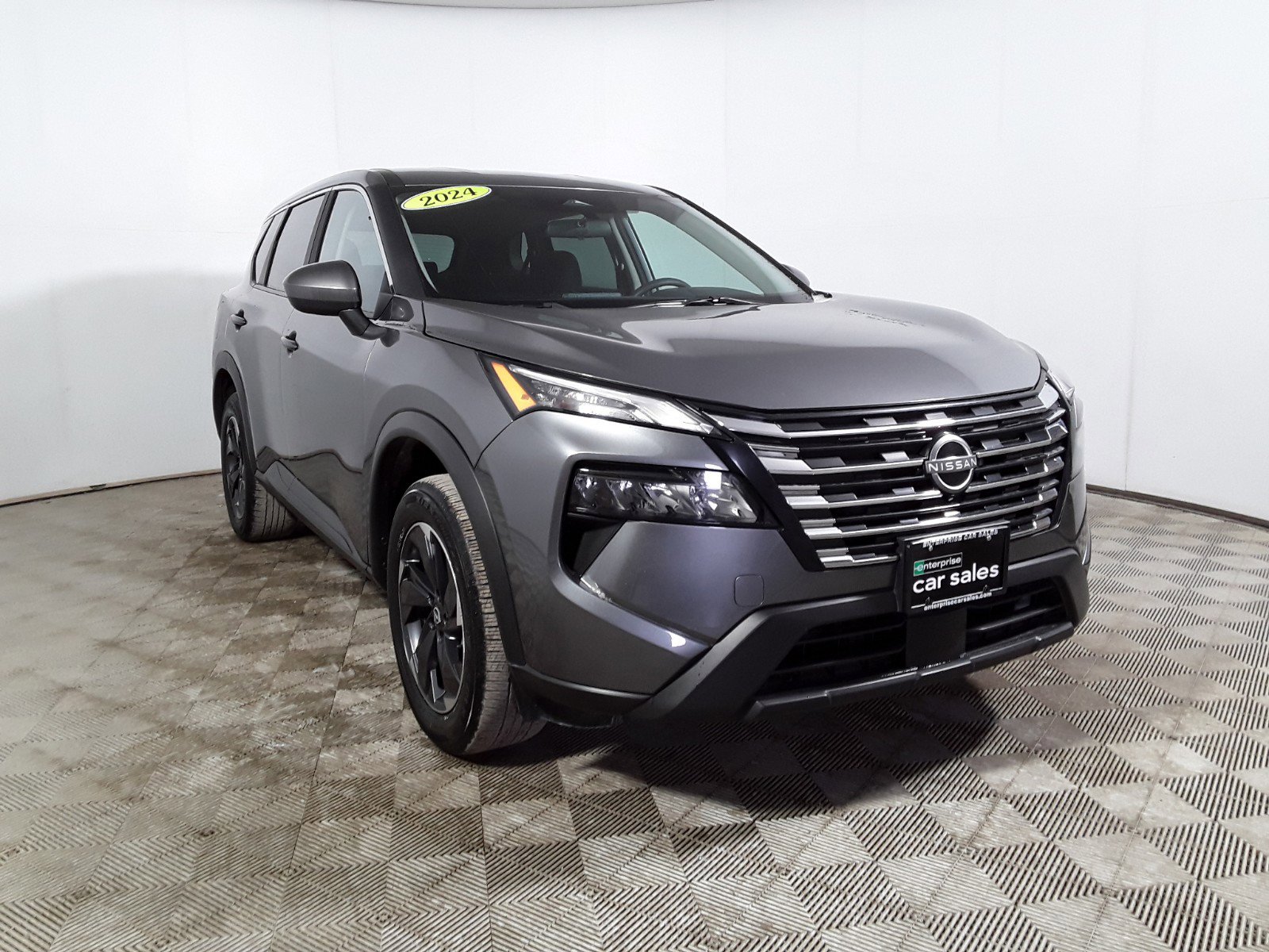 2024 Nissan Rogue FWD SV