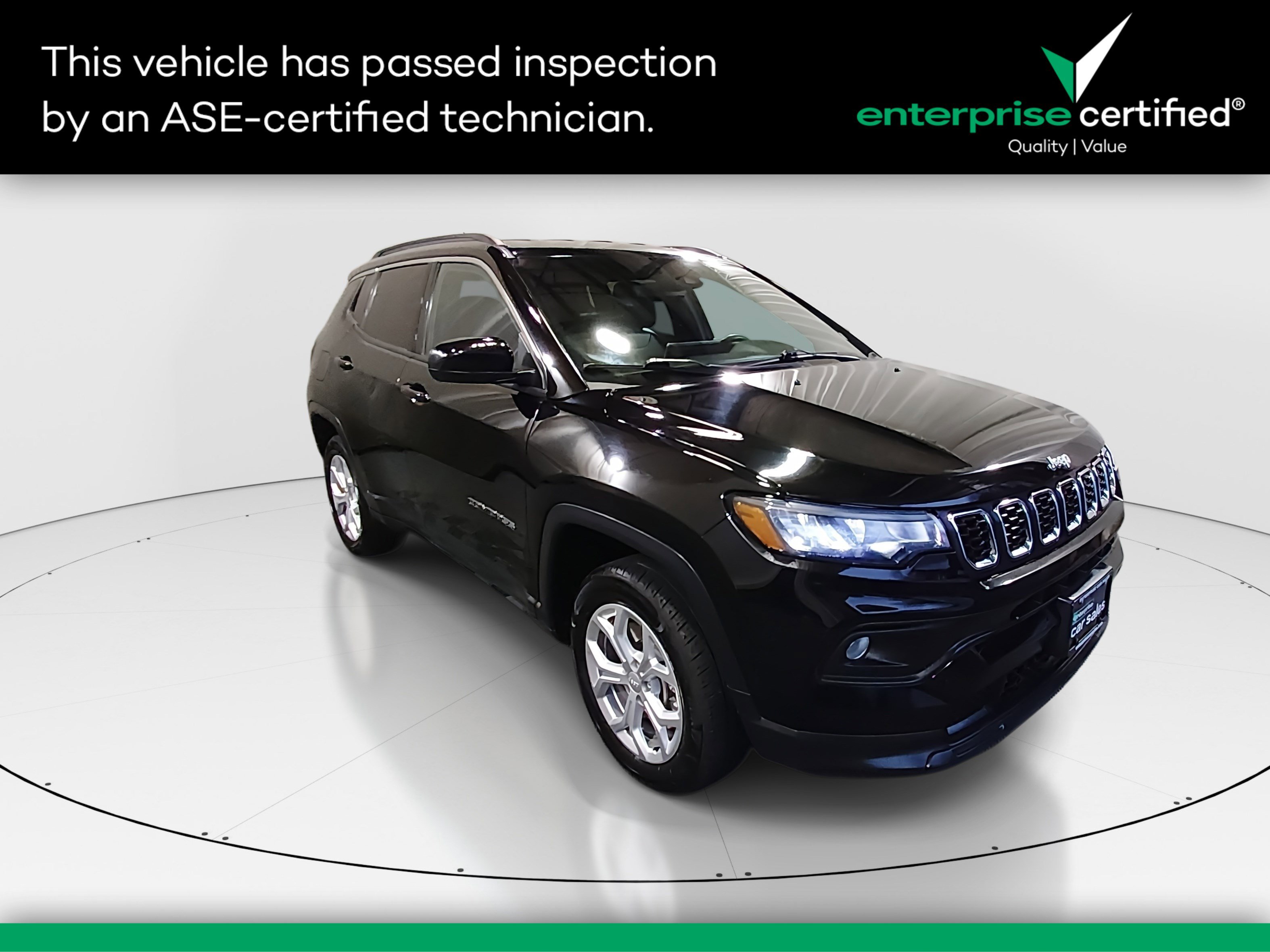 2024 Jeep Compass Latitude's photo