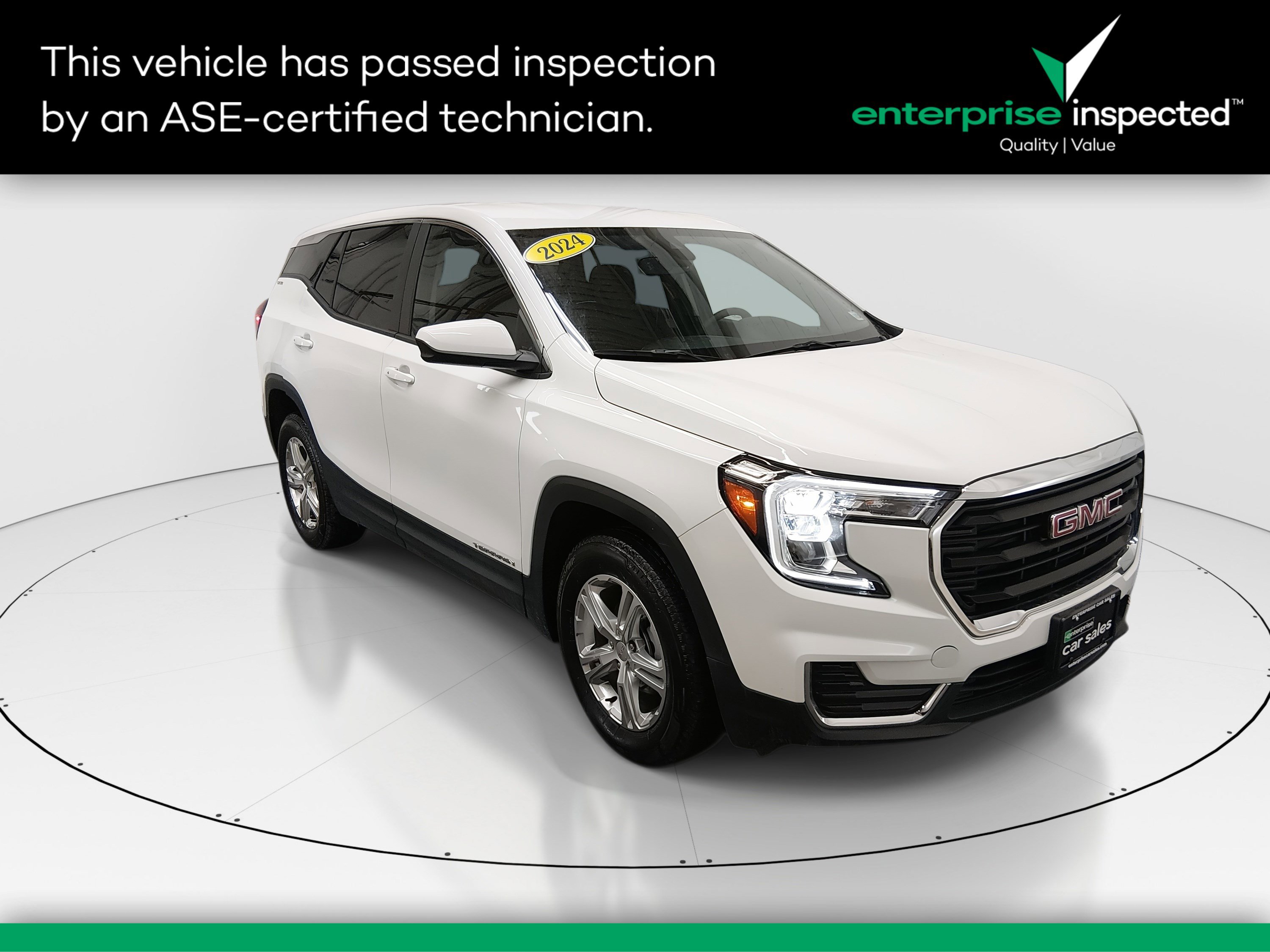 2024 GMC Terrain SLE's photo