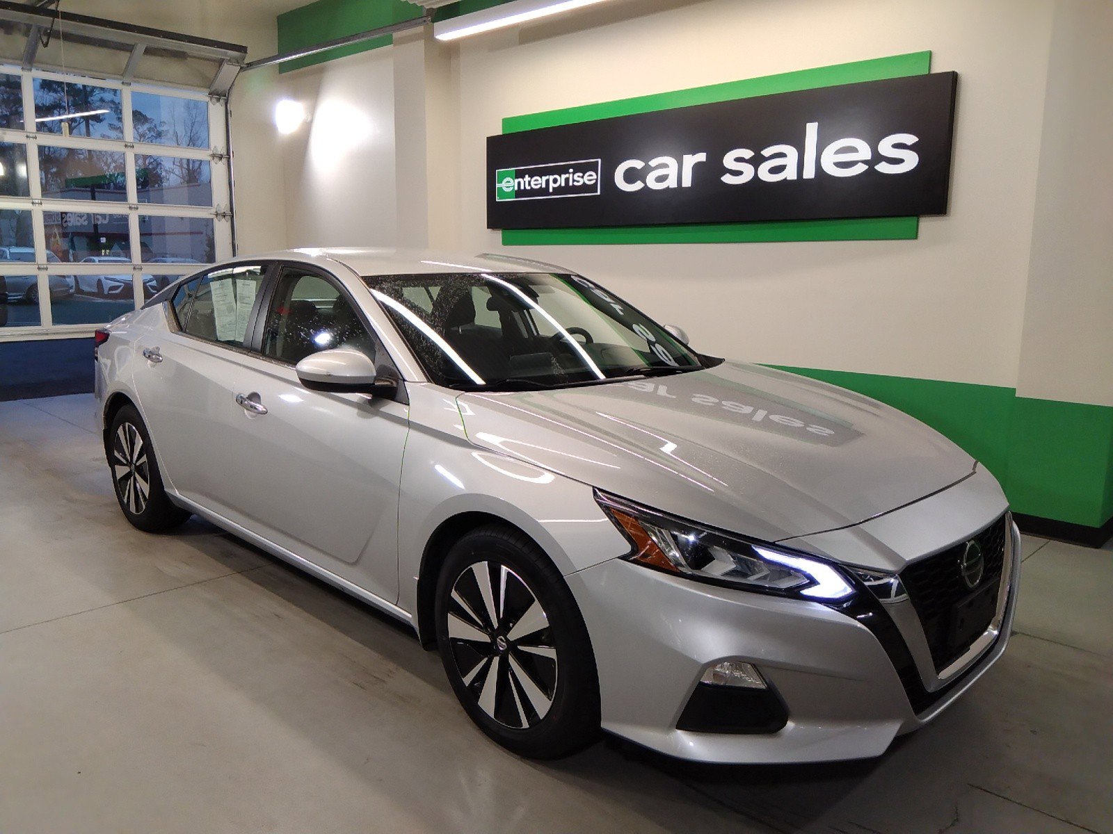 2021 Nissan Altima 2.5 SV Sedan