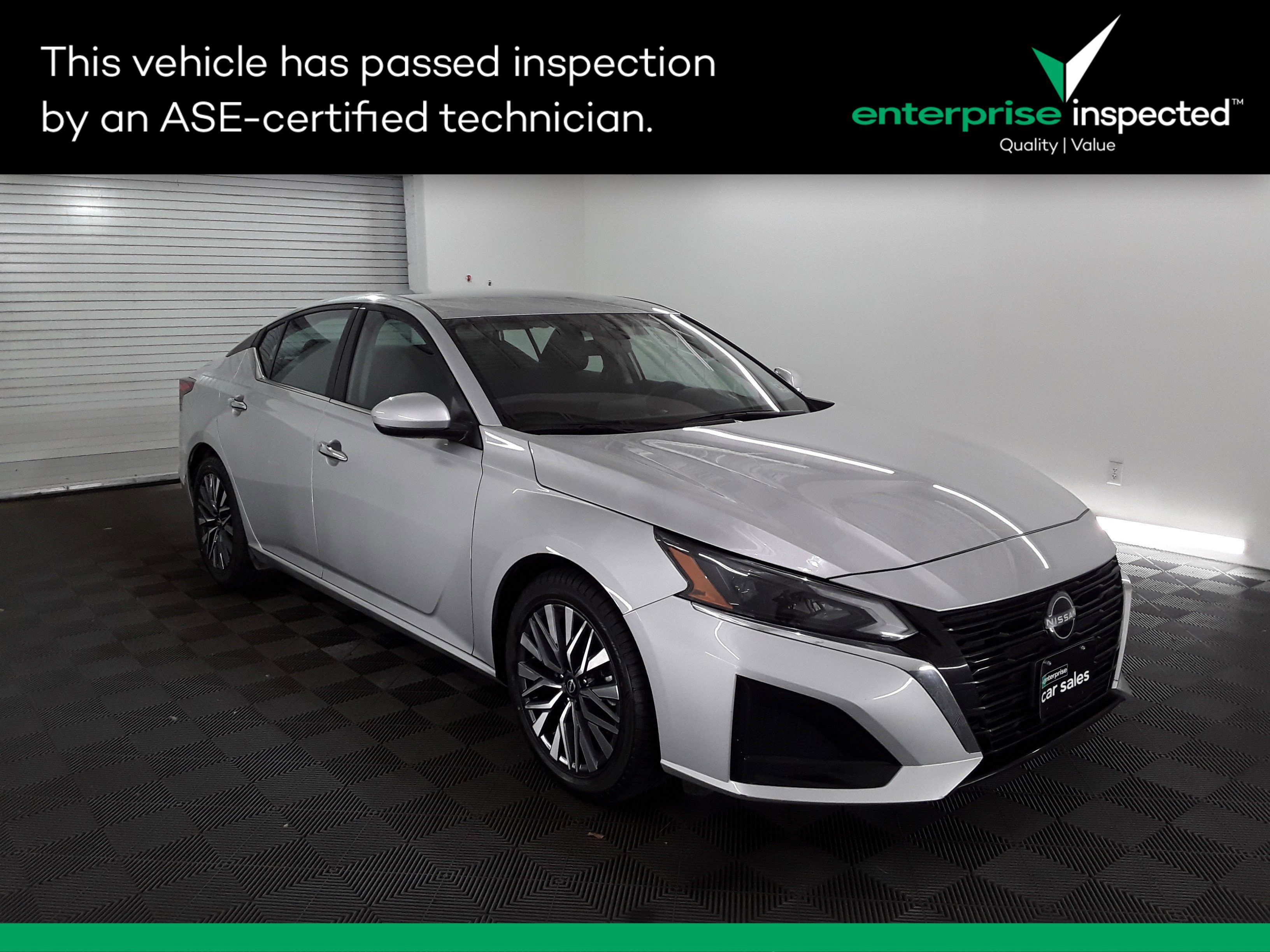 Used 2023 Nissan Altima 2.5 SV Sedan