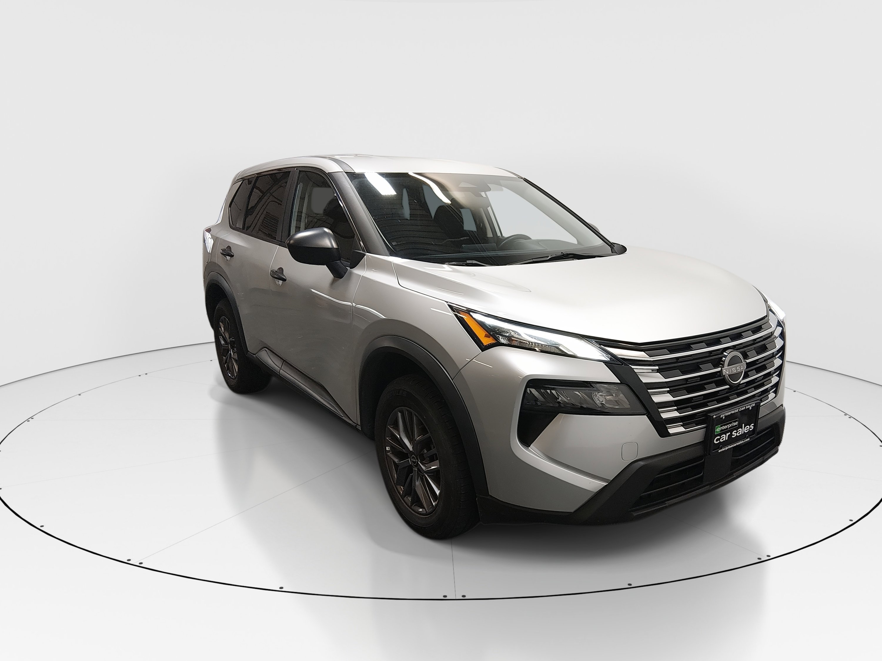 2024 Nissan Rogue S's photo