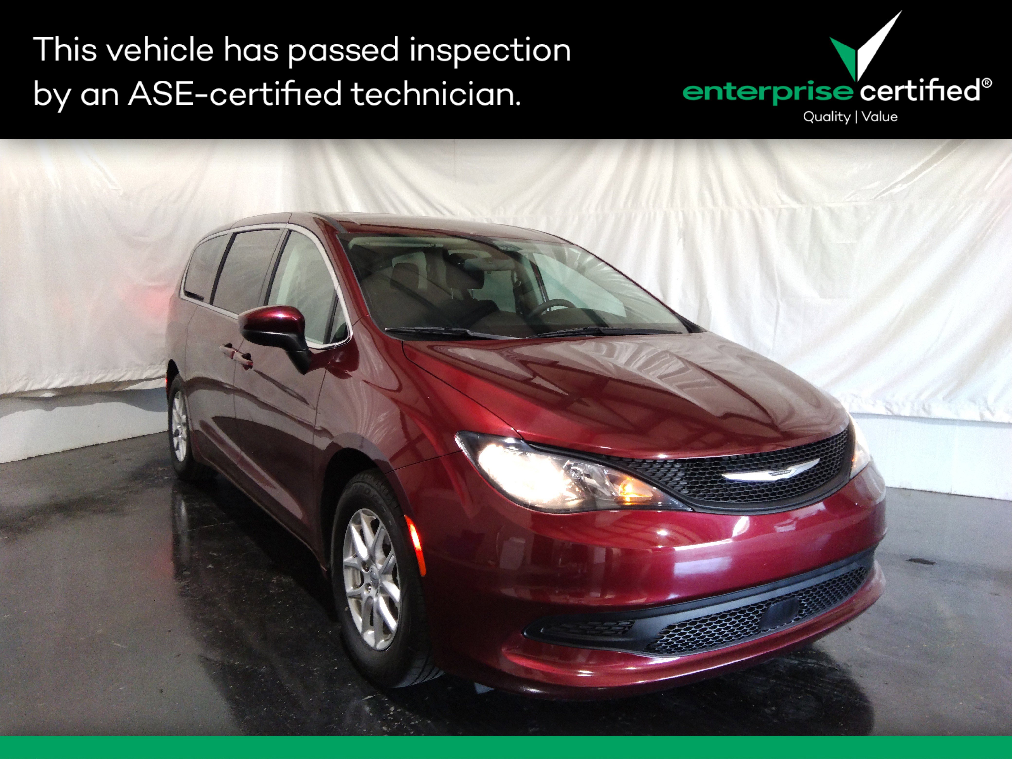 Used 2022 Chrysler Voyager LX FWD