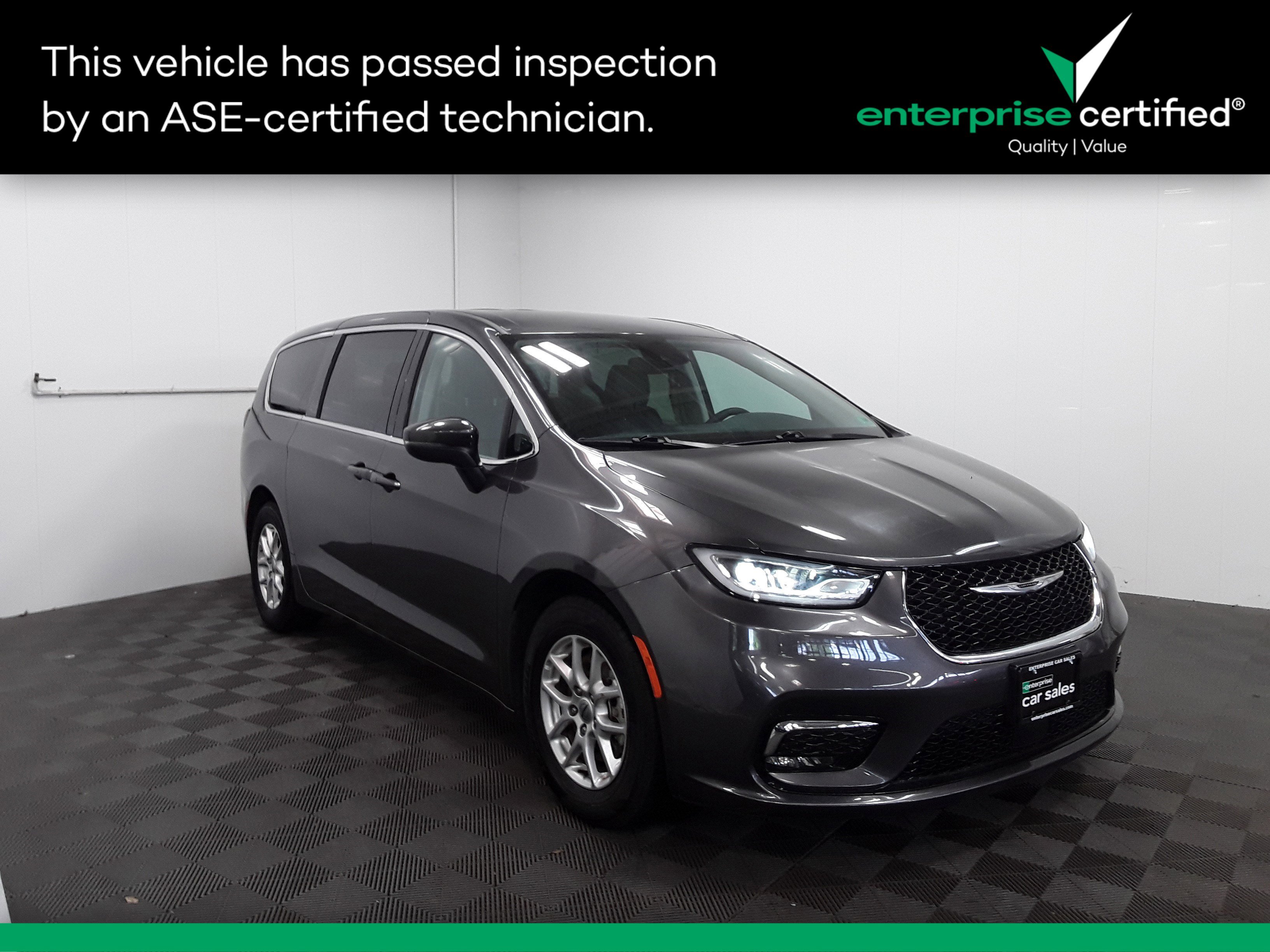 2023 Chrysler Pacifica Touring L FWD