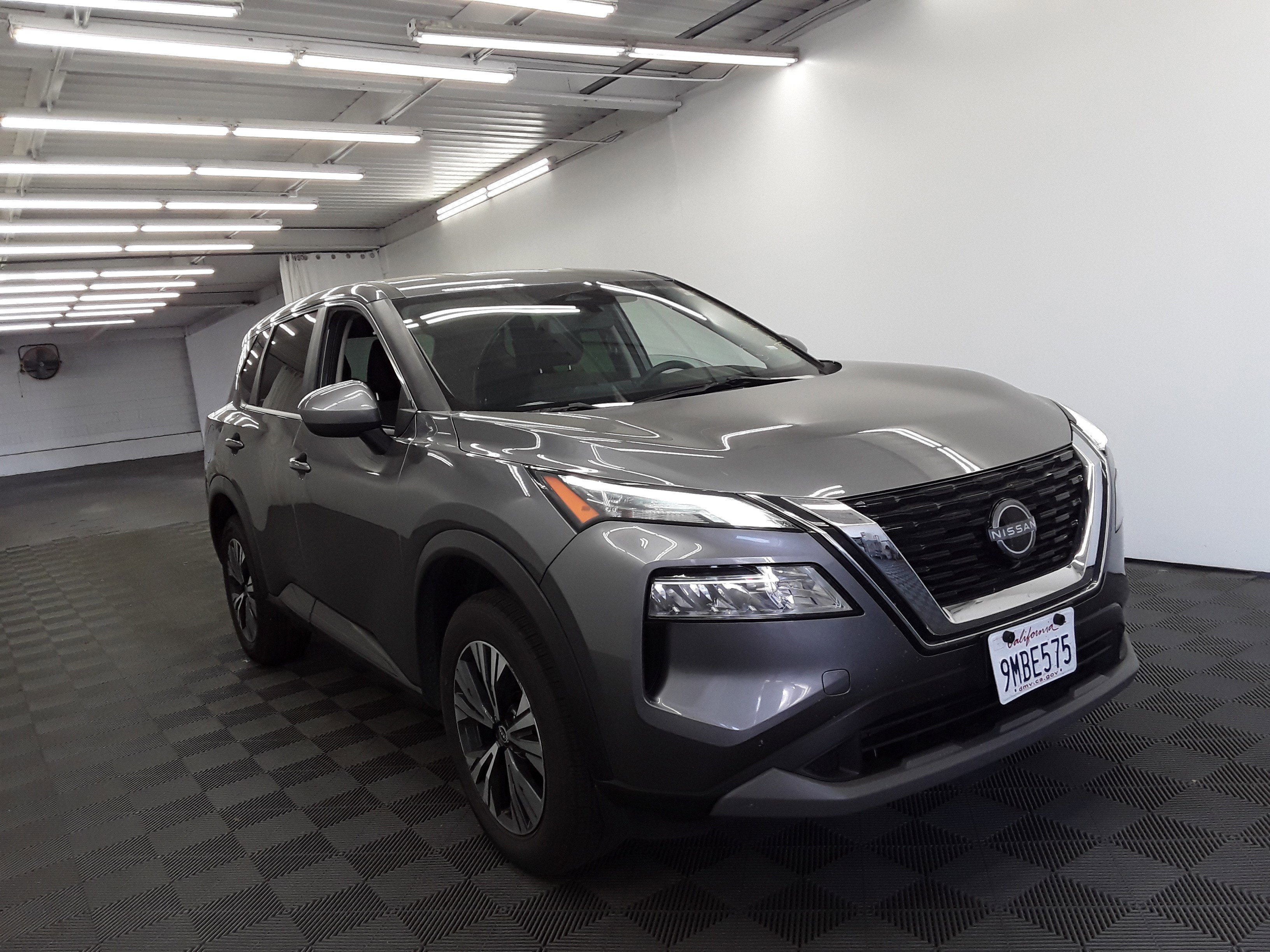 Used 2023 Nissan Rogue AWD SV