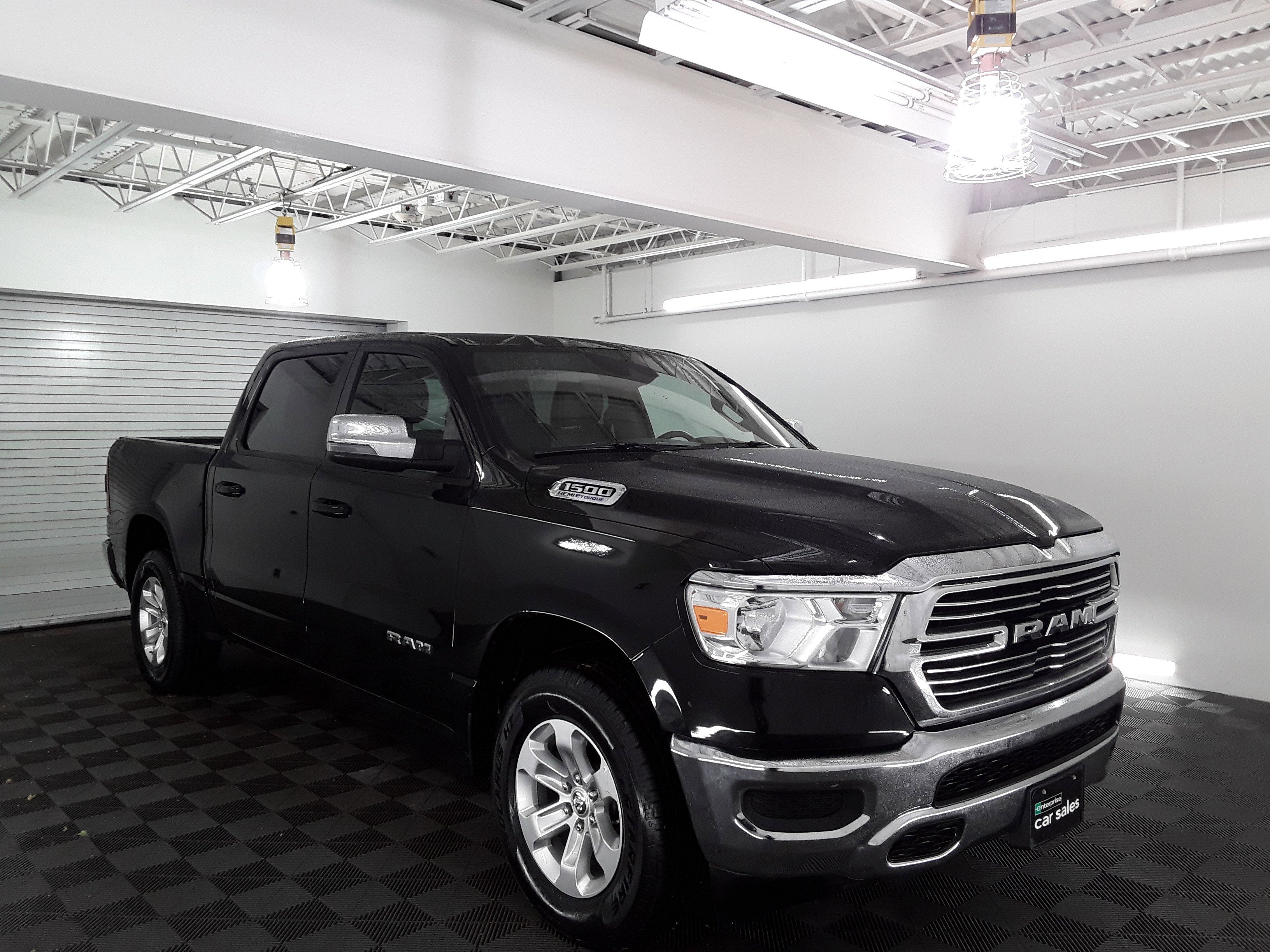 2024 Ram 1500 Laramie 4x4 Crew Cab 5'7