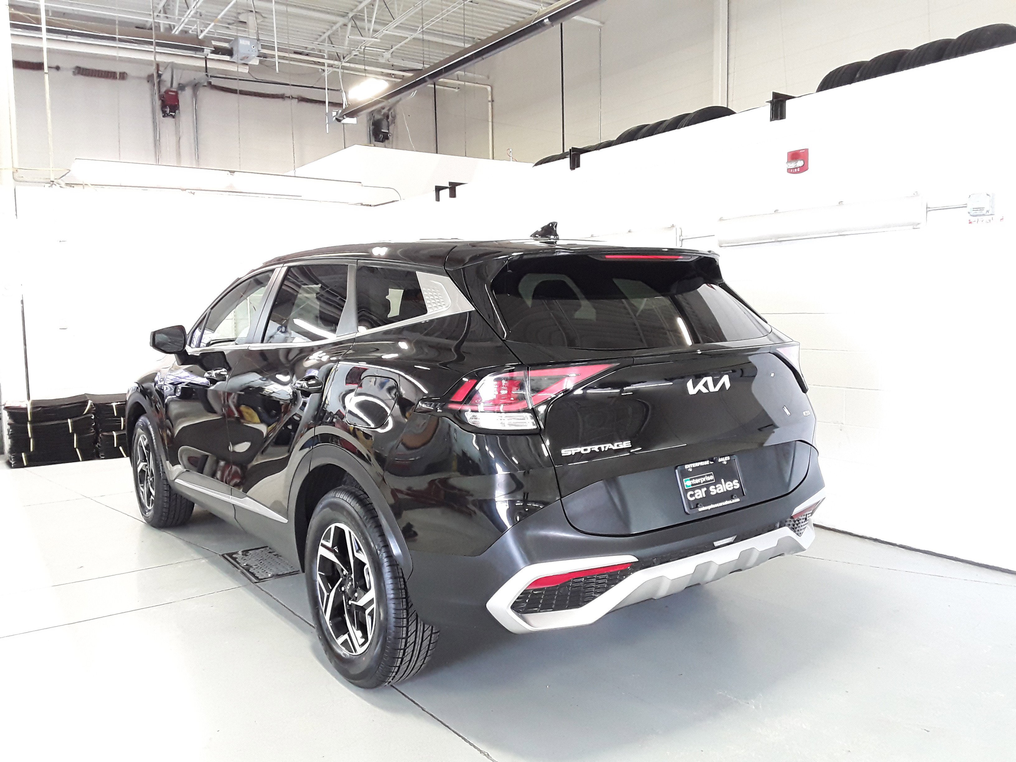 Image 5 of Used 2023 Kia Sportage LX AWD